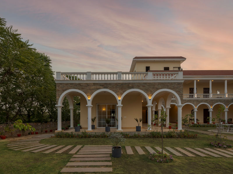 Kanota Courtyard
