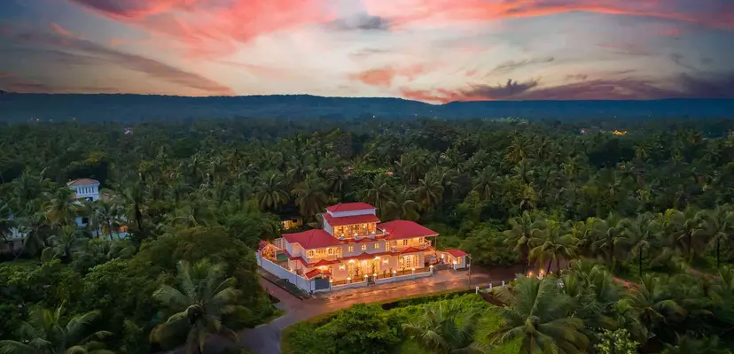 The White Whale, Parra, villas in Parra, Goa