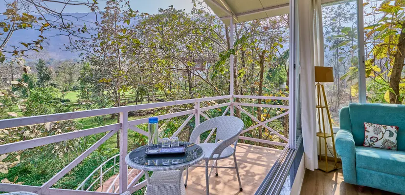 Chirping Chalet, villas in Karjat