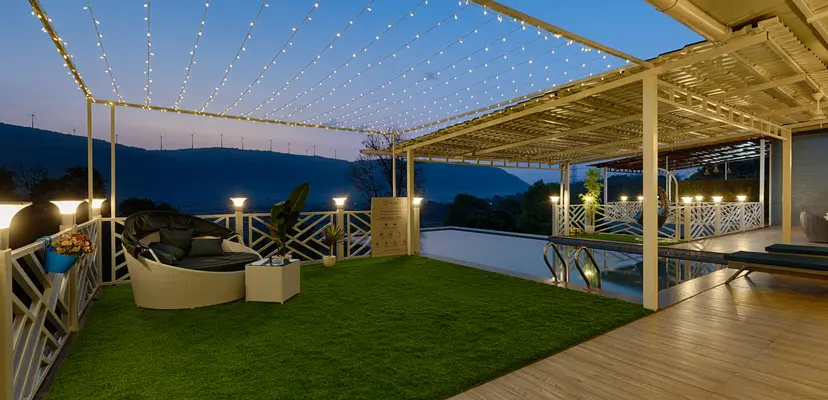 October House, villas in Kamshet