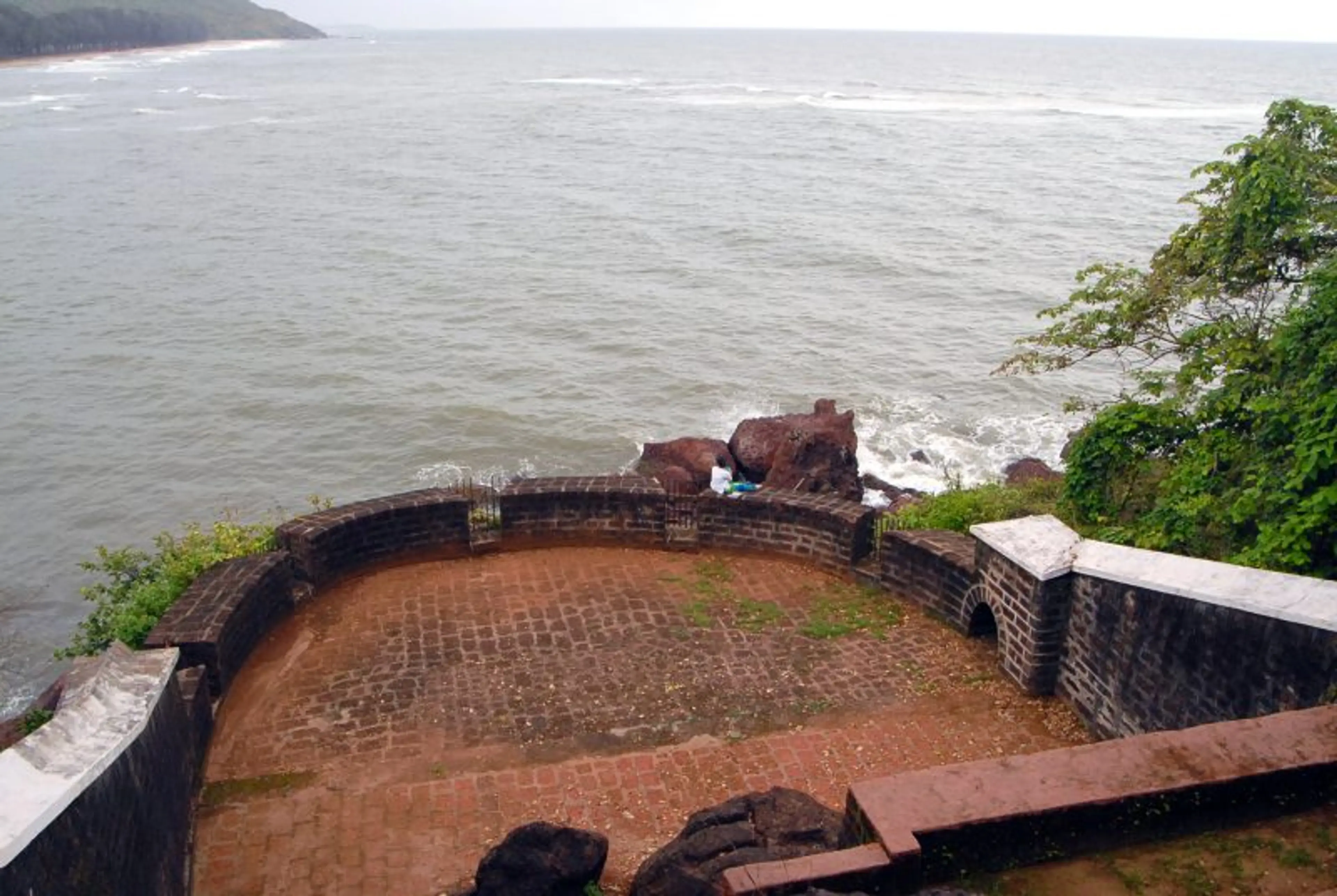 Terekhol Fort & Shiroda Beach Escape