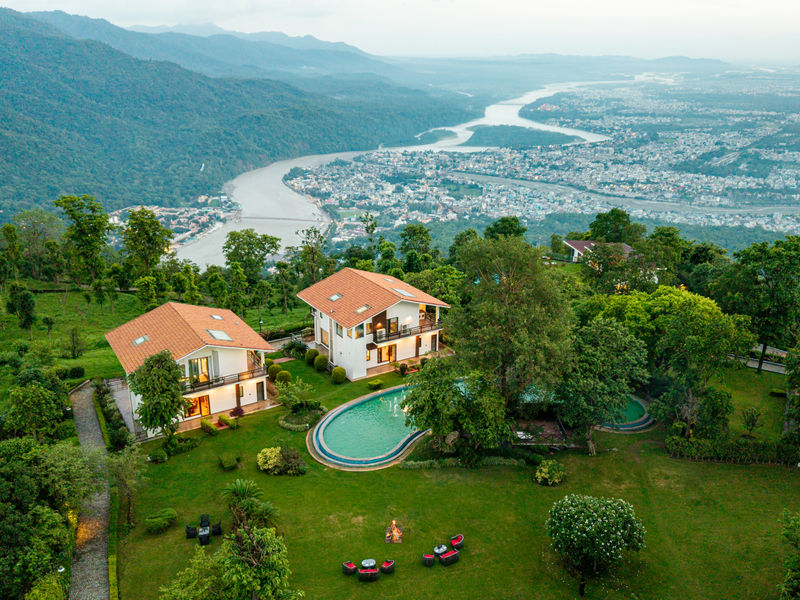 Amayaah Pushp Villa
