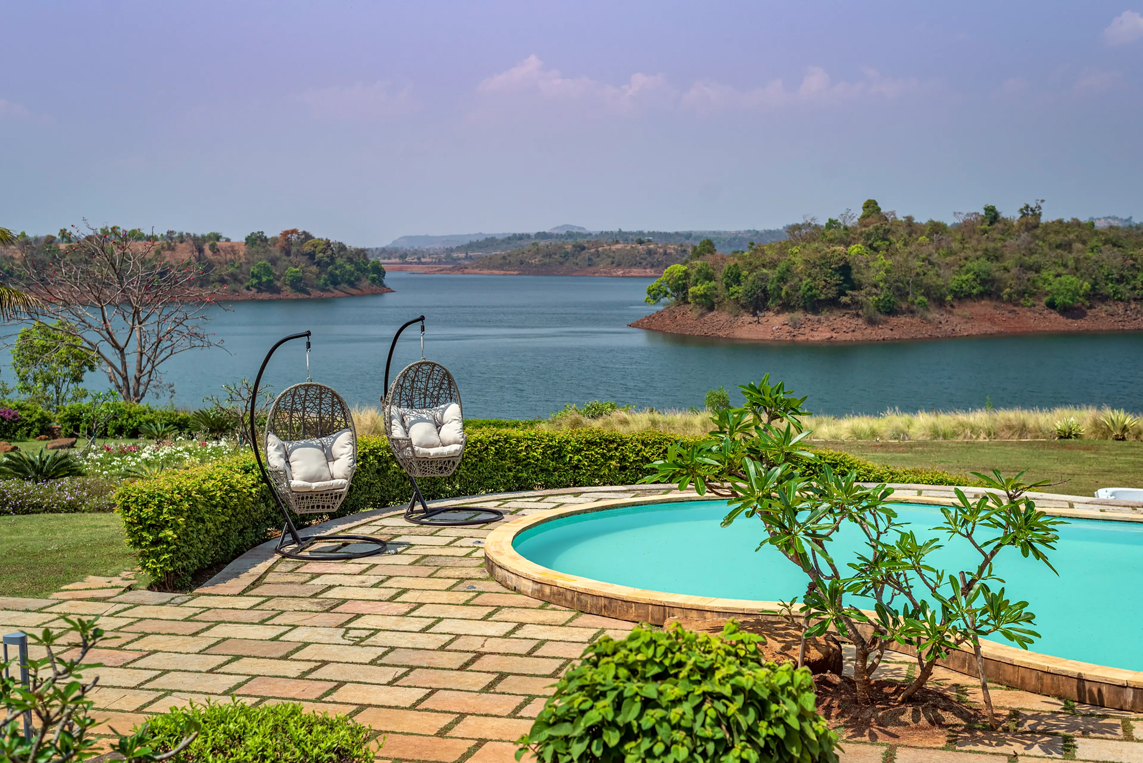 Top Glistening Lake View Villas