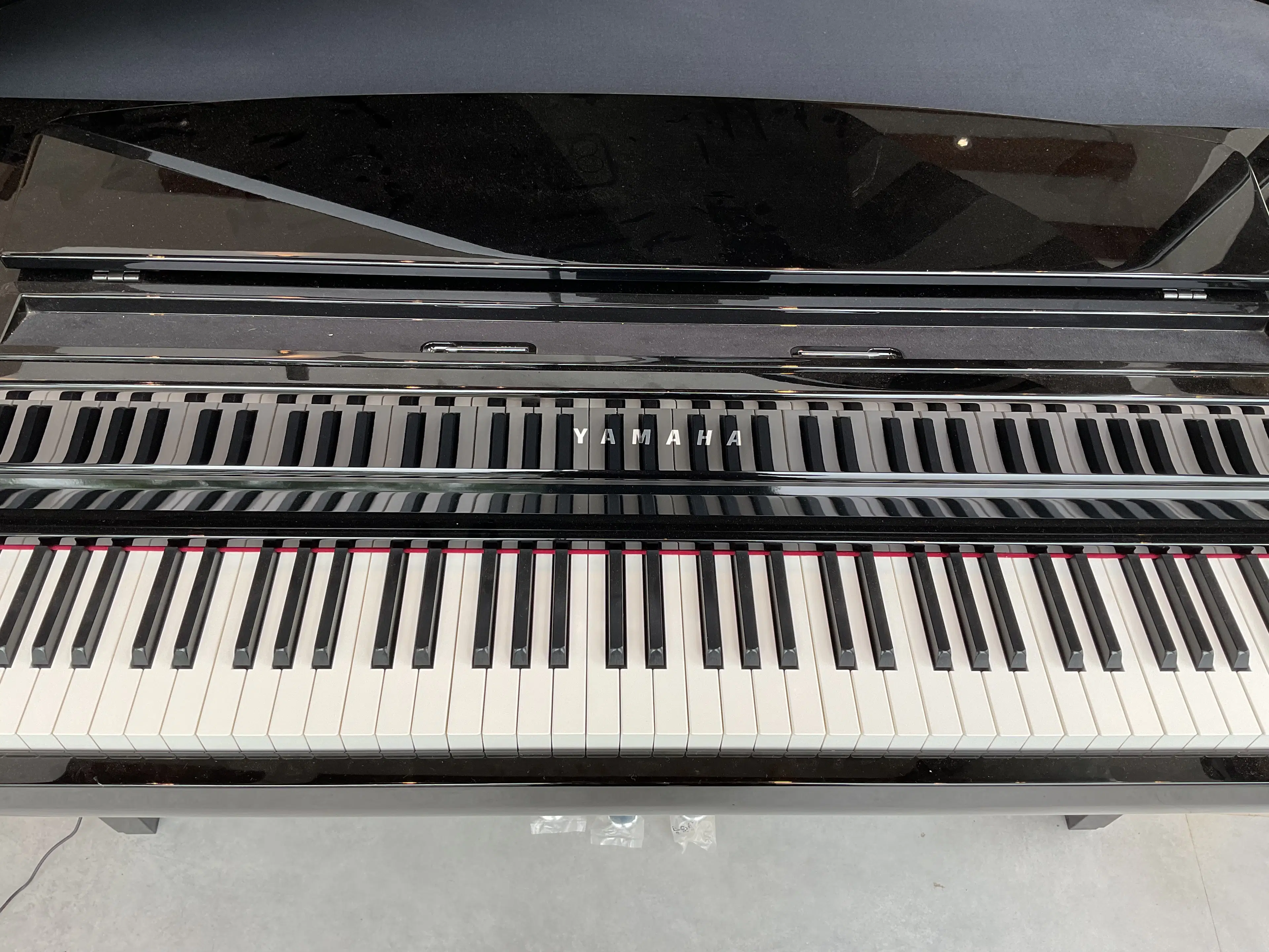 Hire A Pianist 