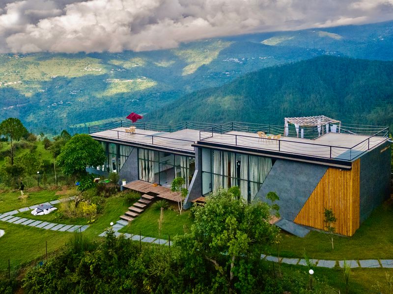 Glasshouse Celeste - Ranikhet, Uttarakhand