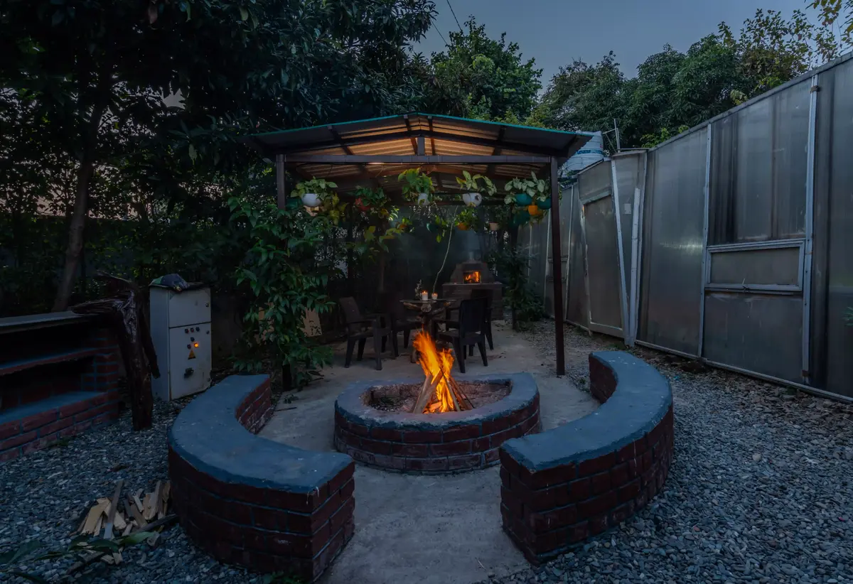 Bonfire, stories, and starlit nights.