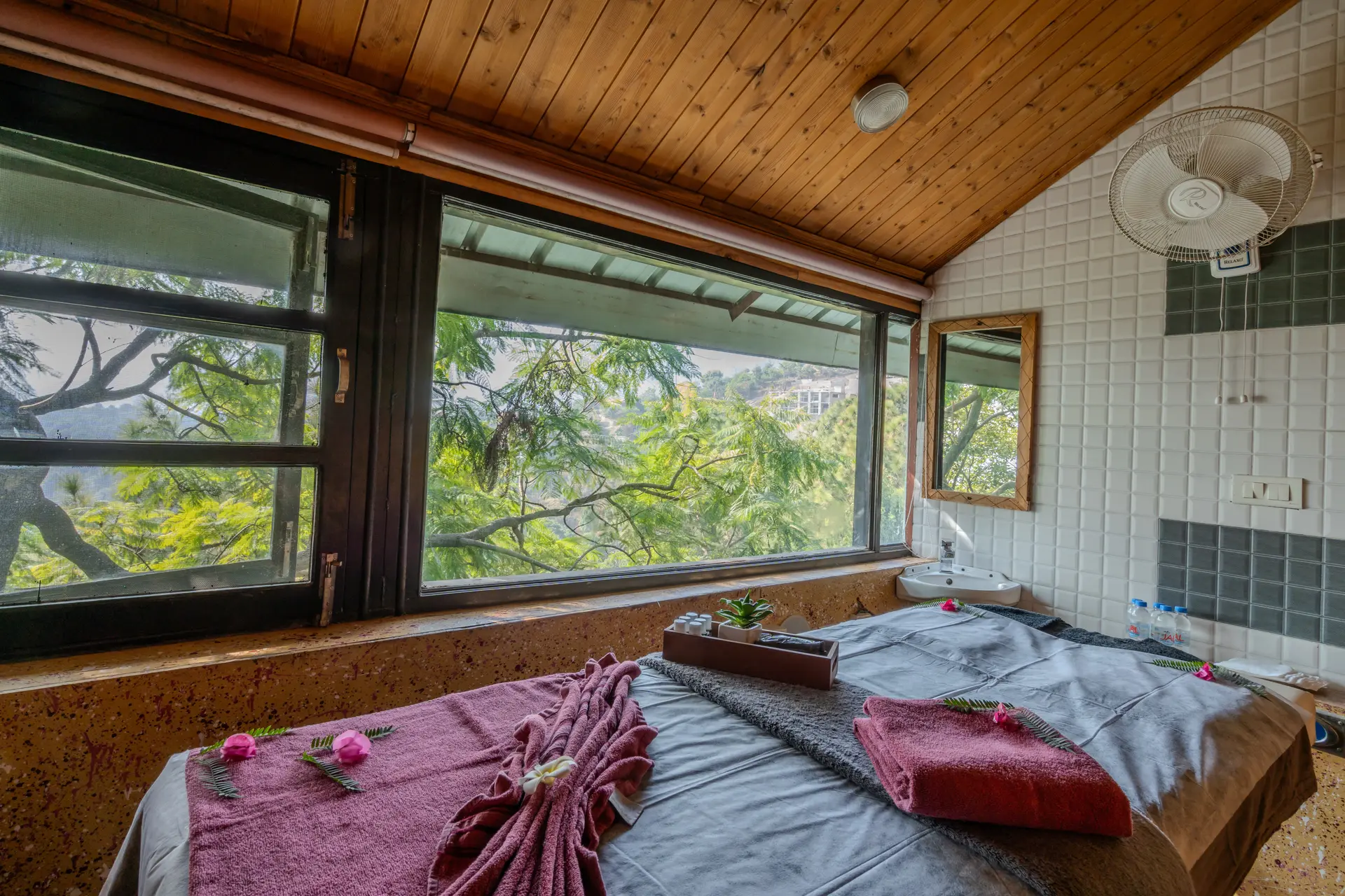 Image 5 of the property
