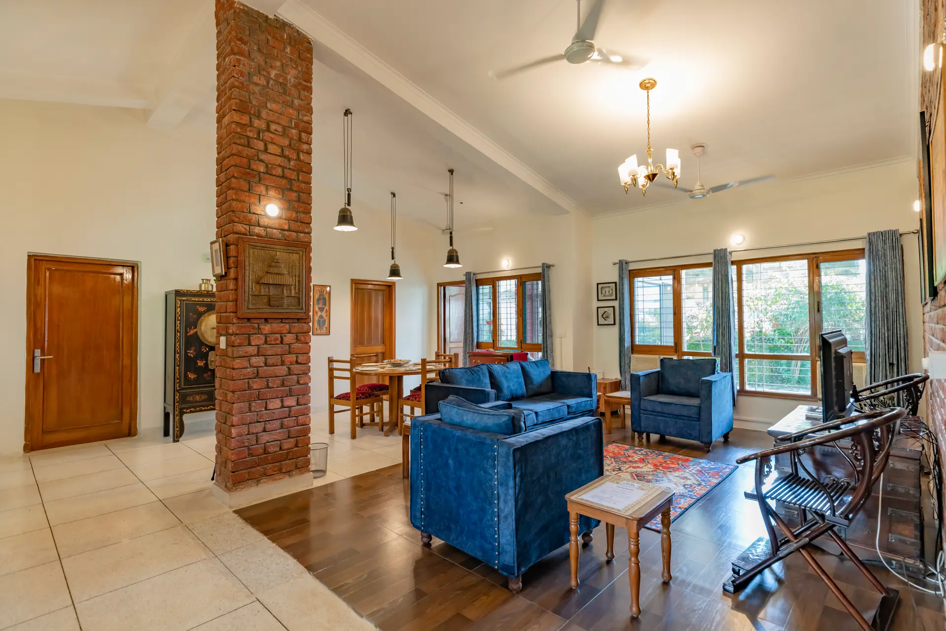 Image 11 of the property
