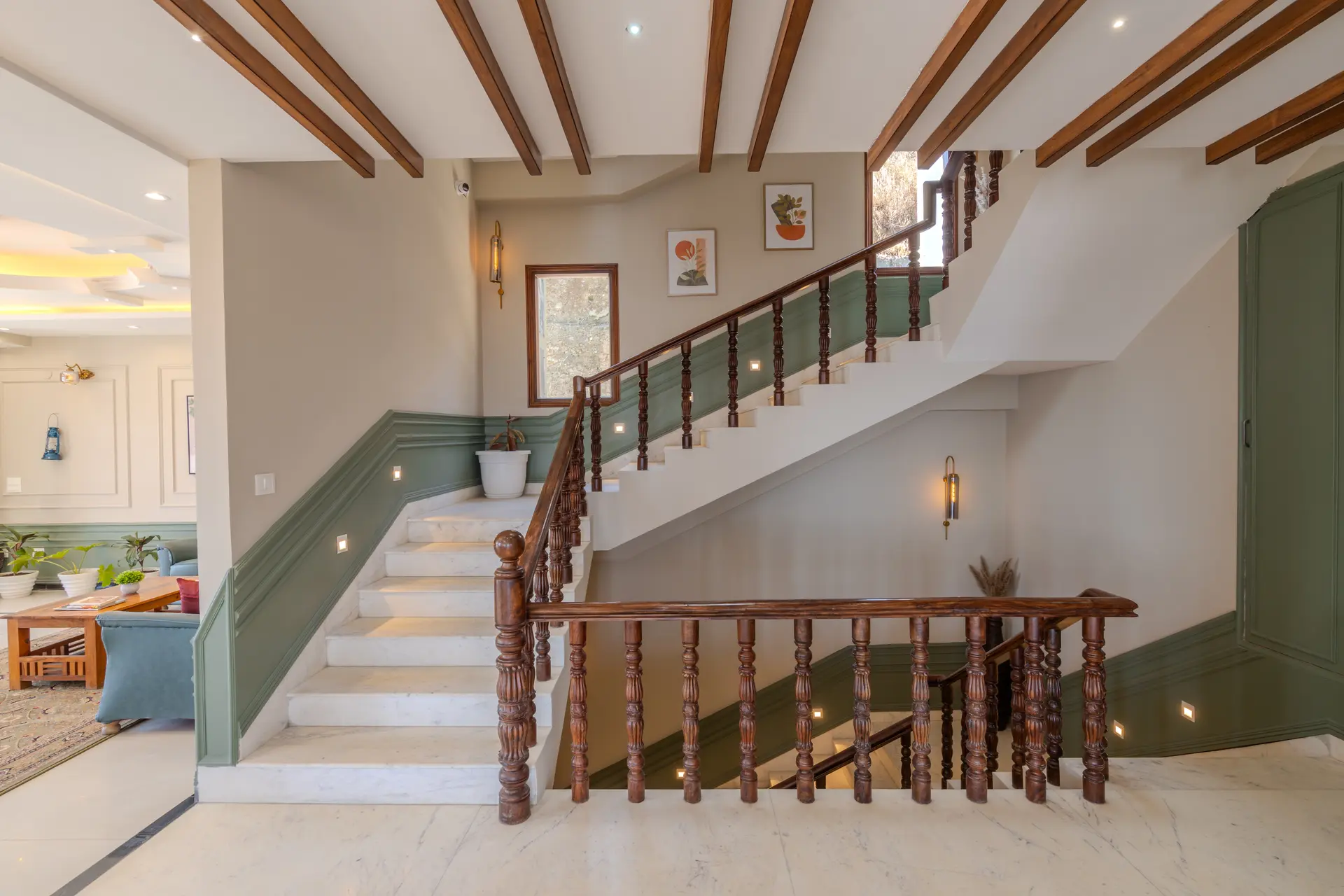 Image 21 of the property