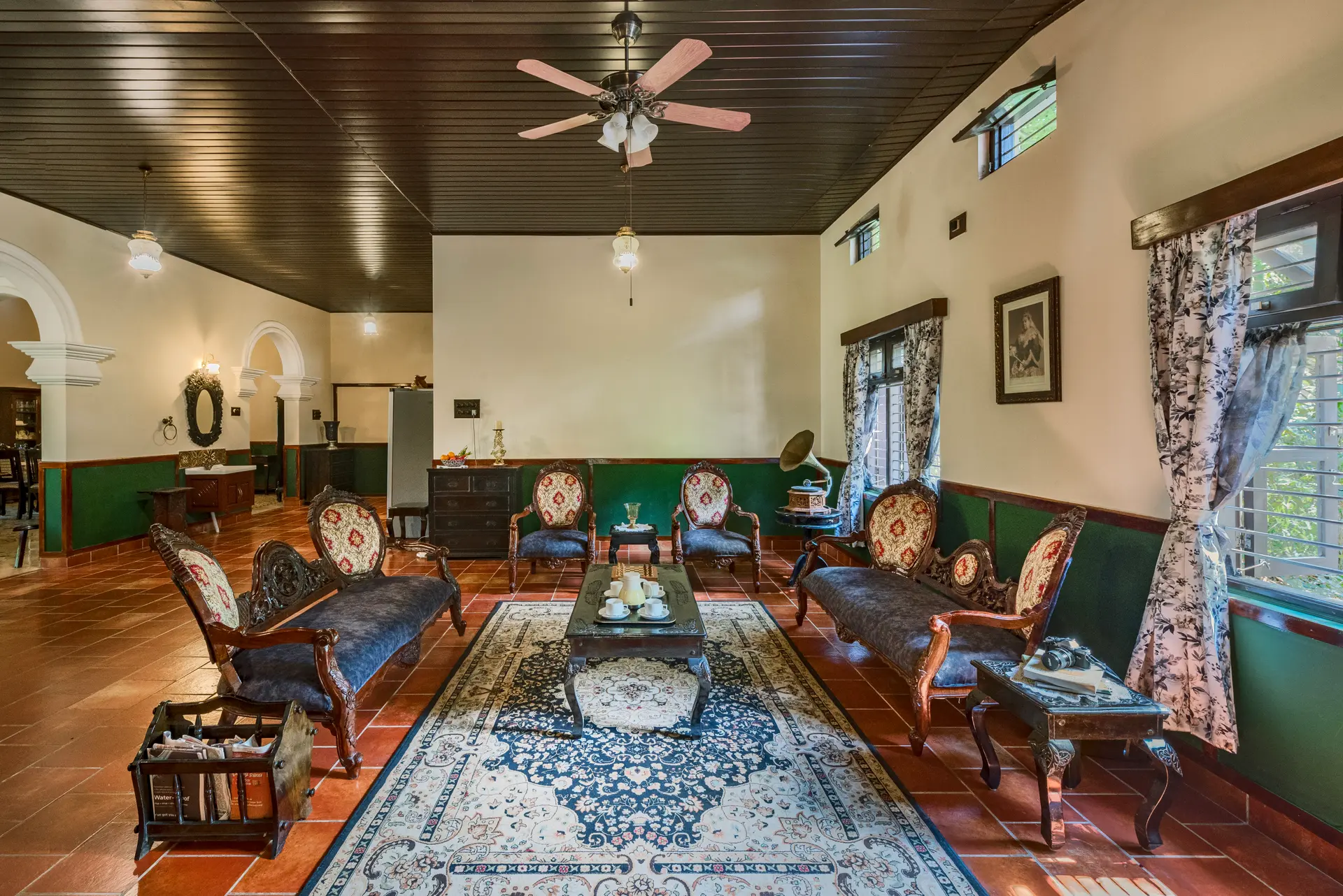 Image 10 of the property