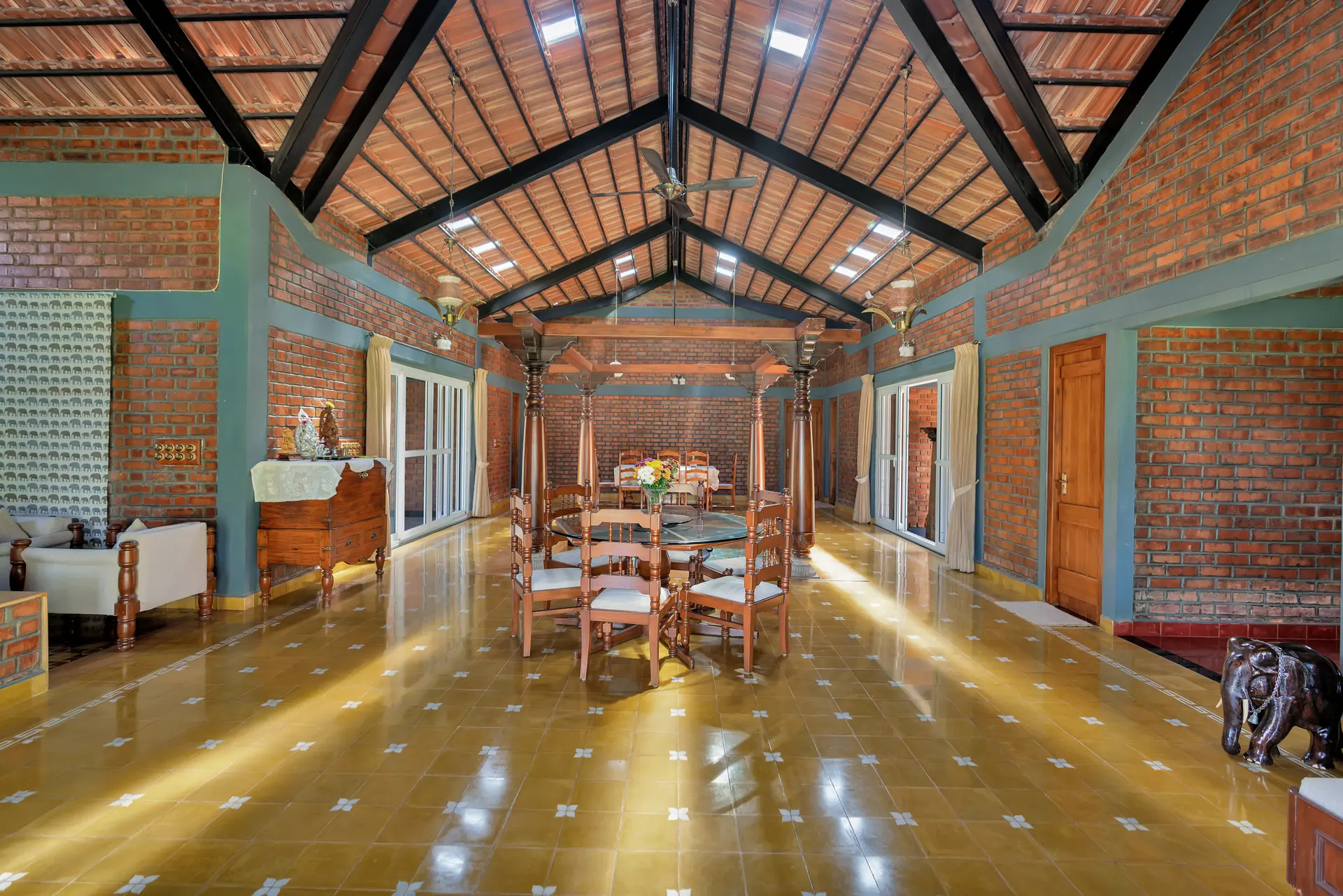 Image 14 of the property