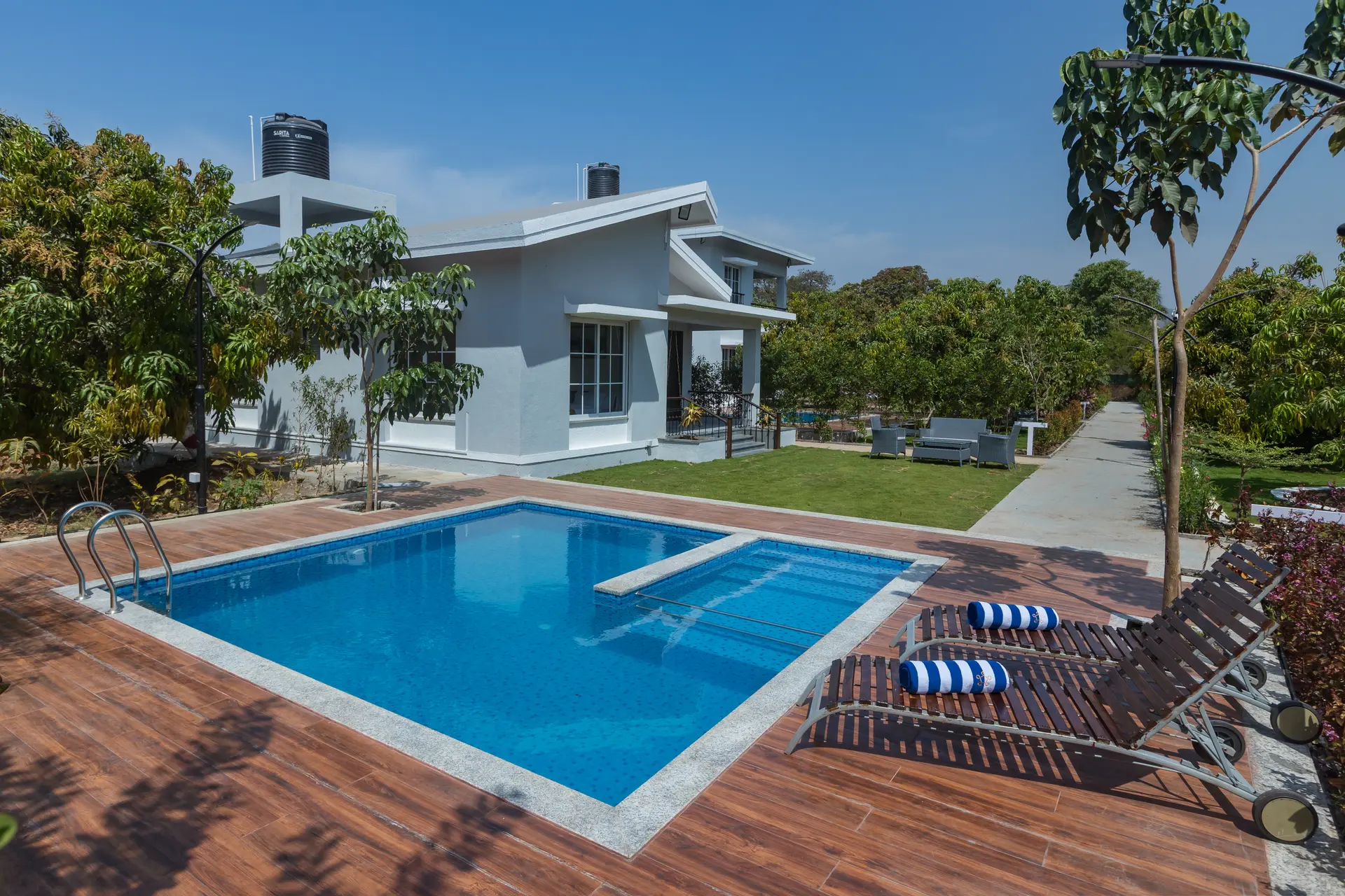 Serene Retreat (Villa 2 Bedrooms)