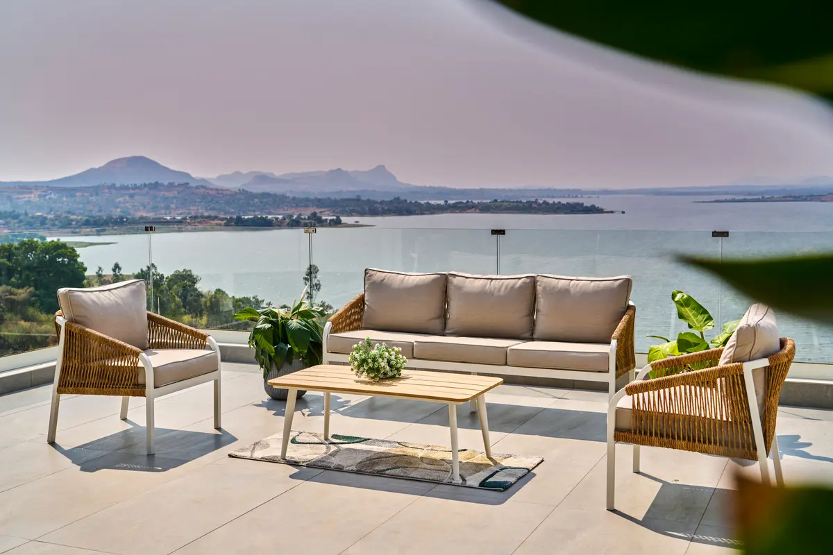 Unwind in luxury with breathtaking lake views.