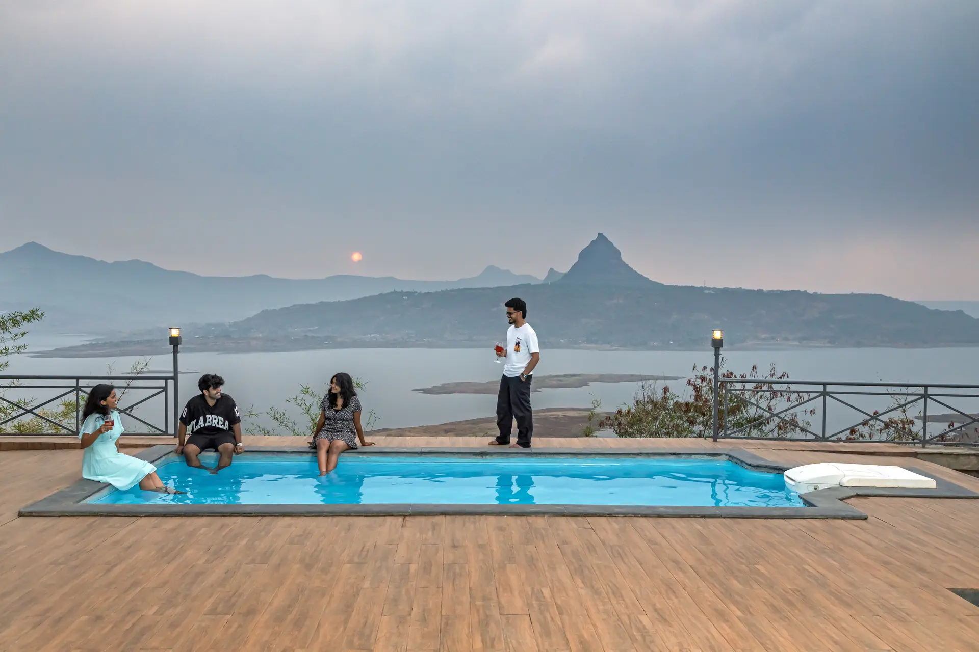 Blue Infinitum Lakeview - Pawna, Maharashtra