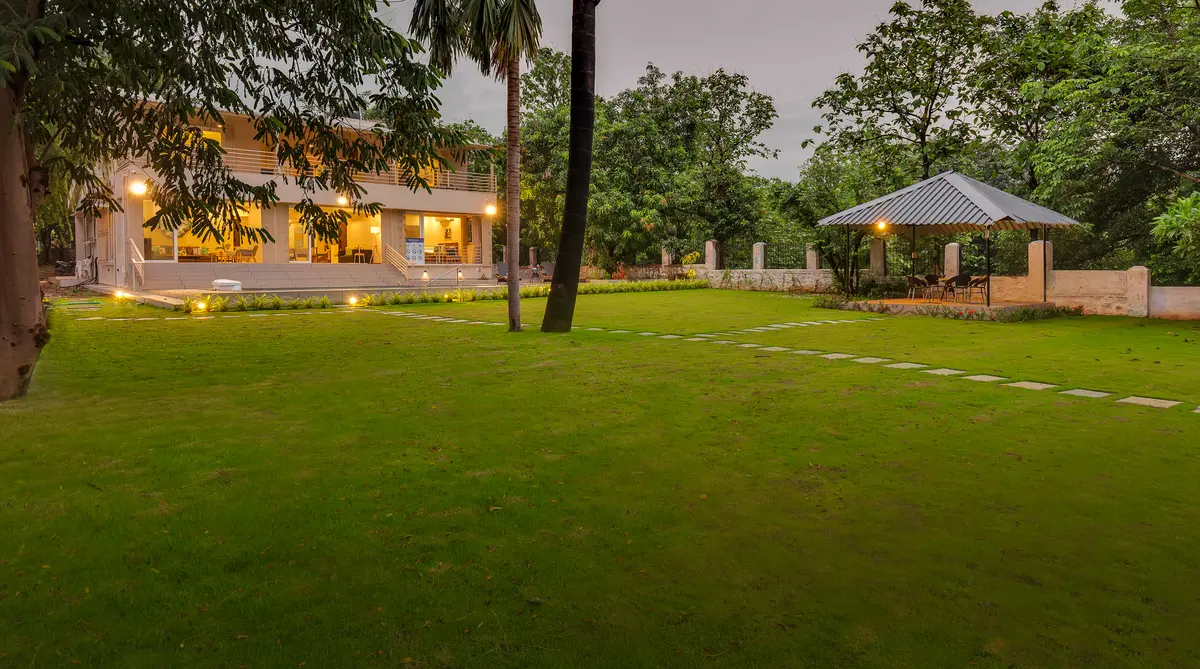 Roll on the soft green lawns or enjoy a friendly game of badminton or cricket