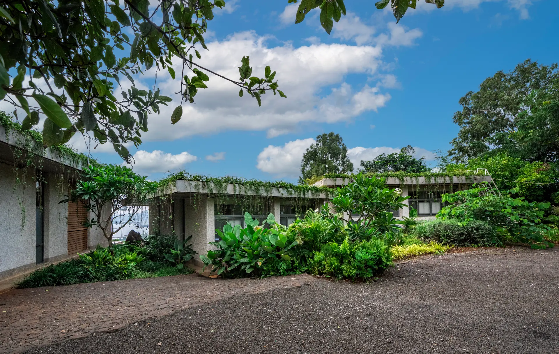Image 53 of the property