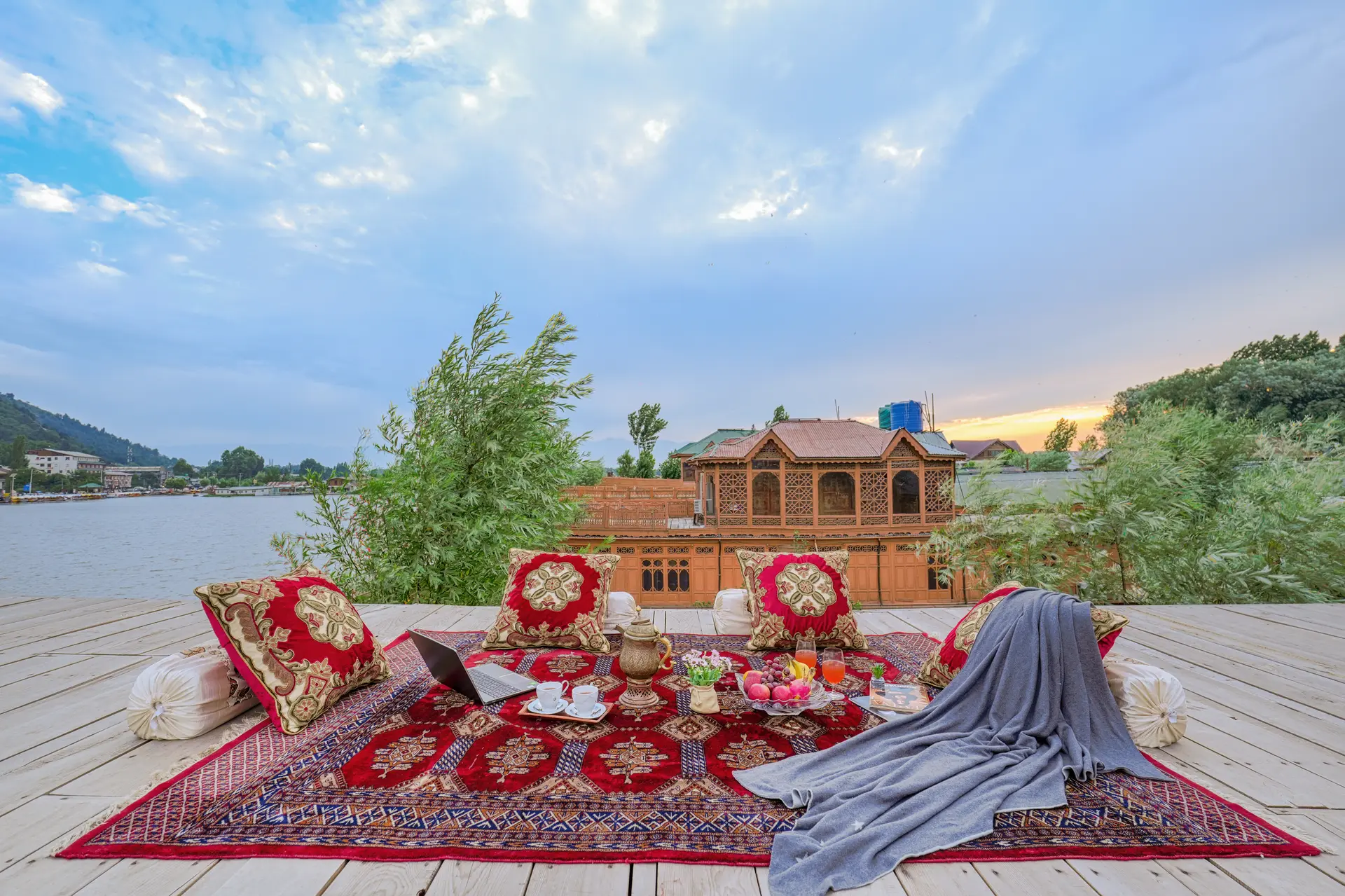 Prince of Kashmir ~ Shareen Suite