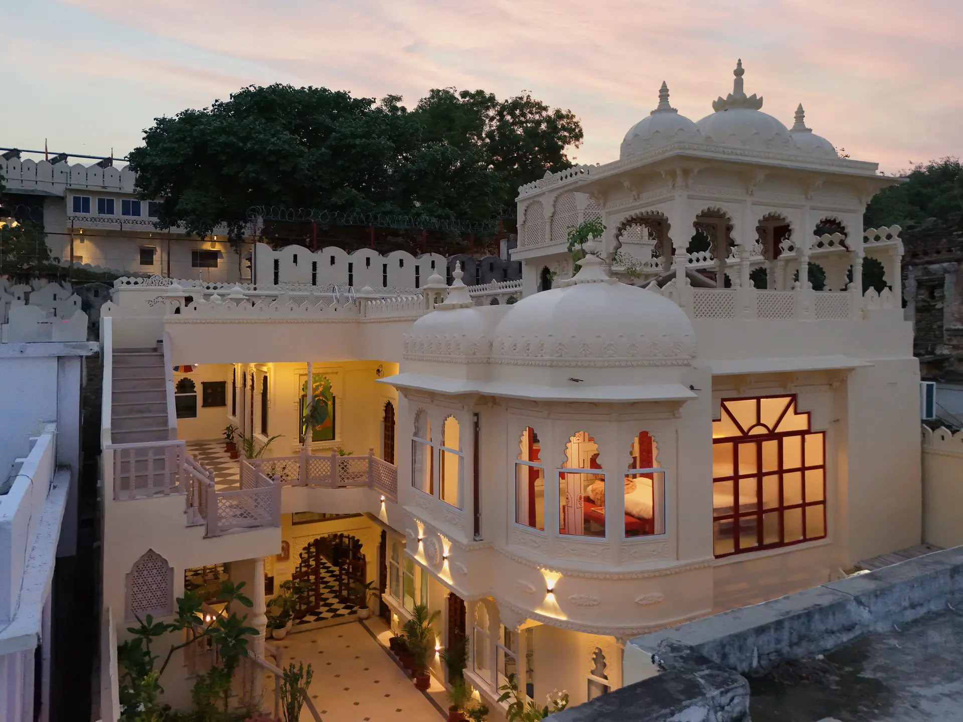 Rang Havelii (Jharokha rooms )