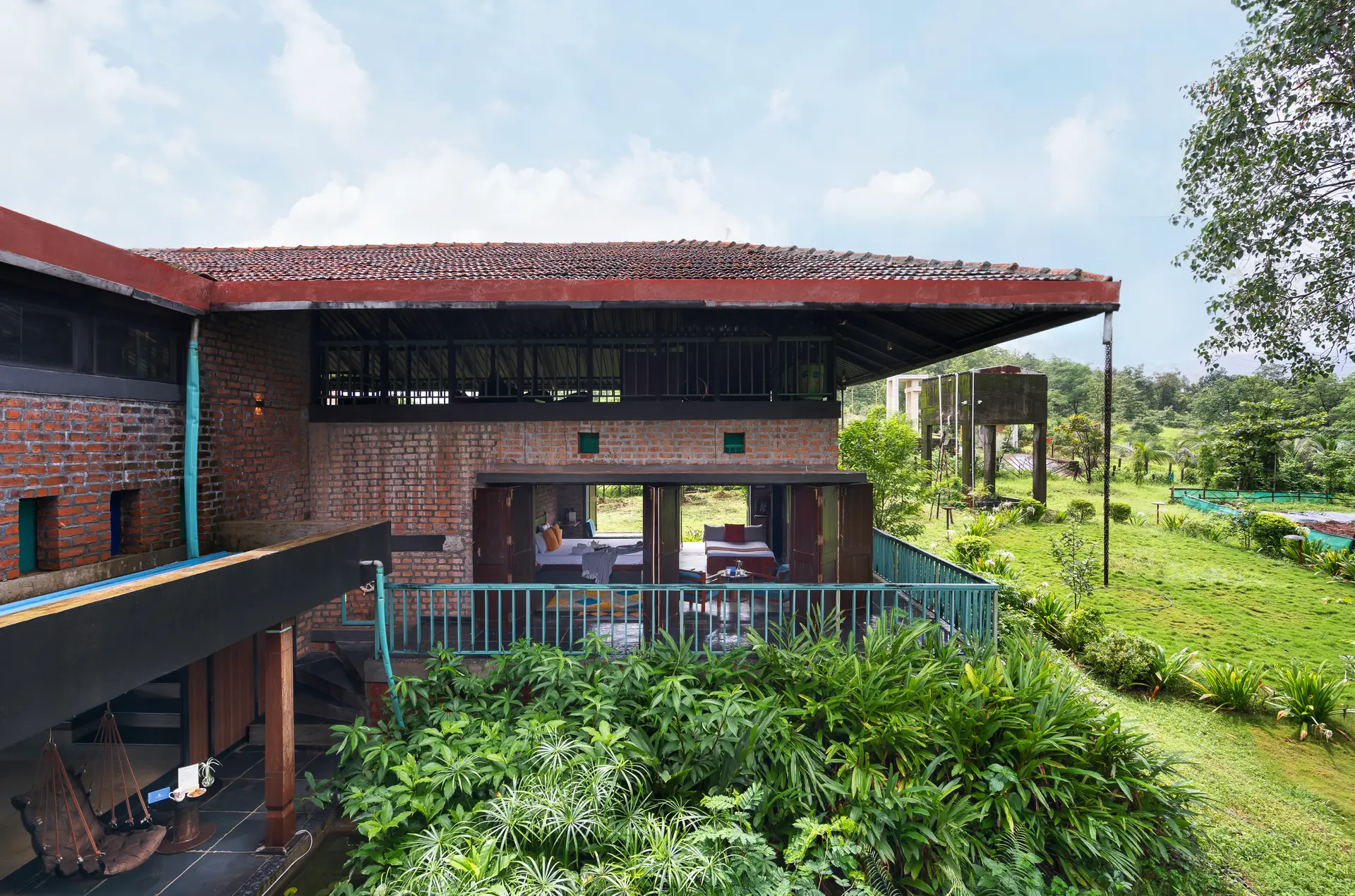Image 37 of the property