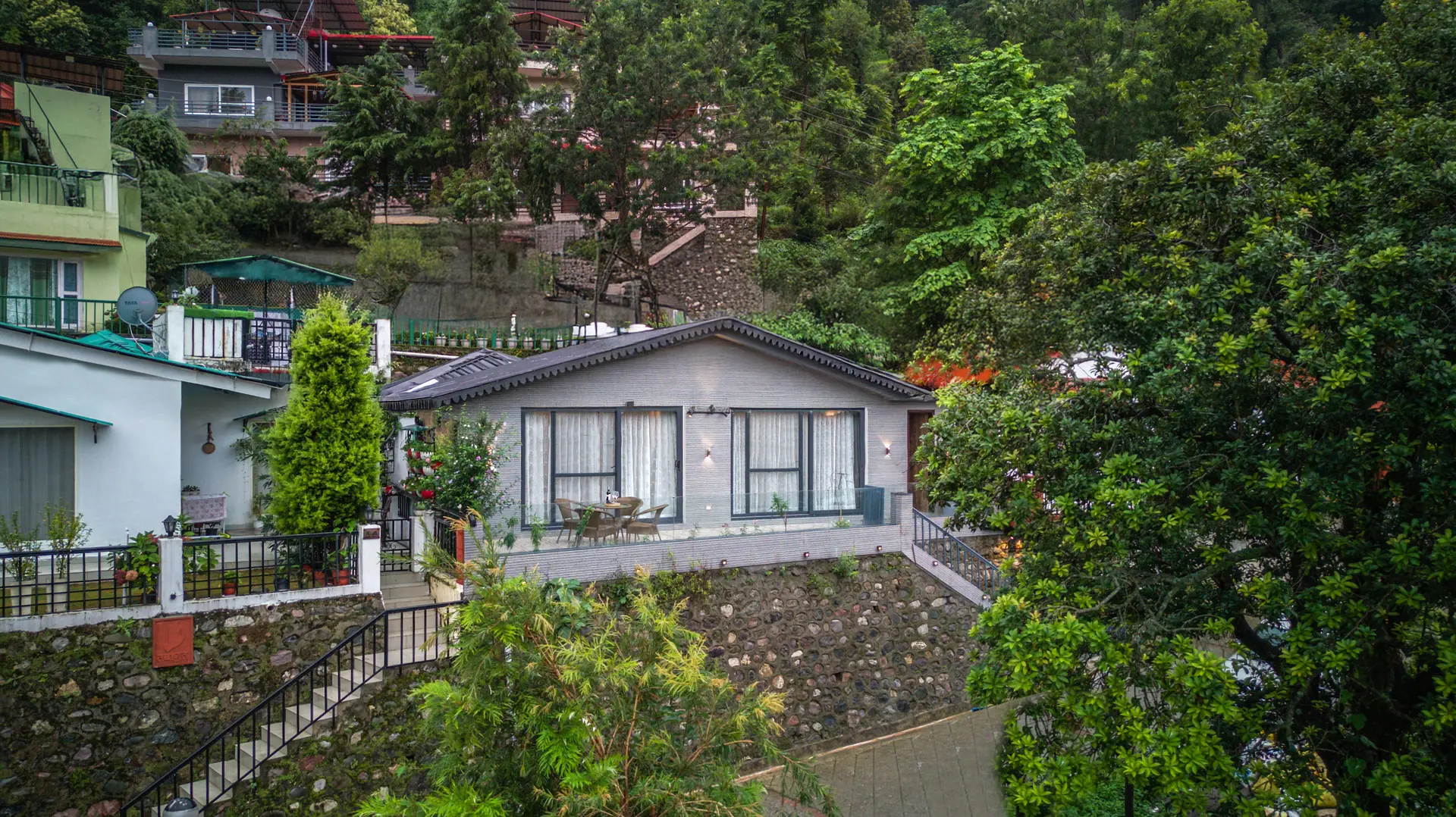 Image 3 of the property