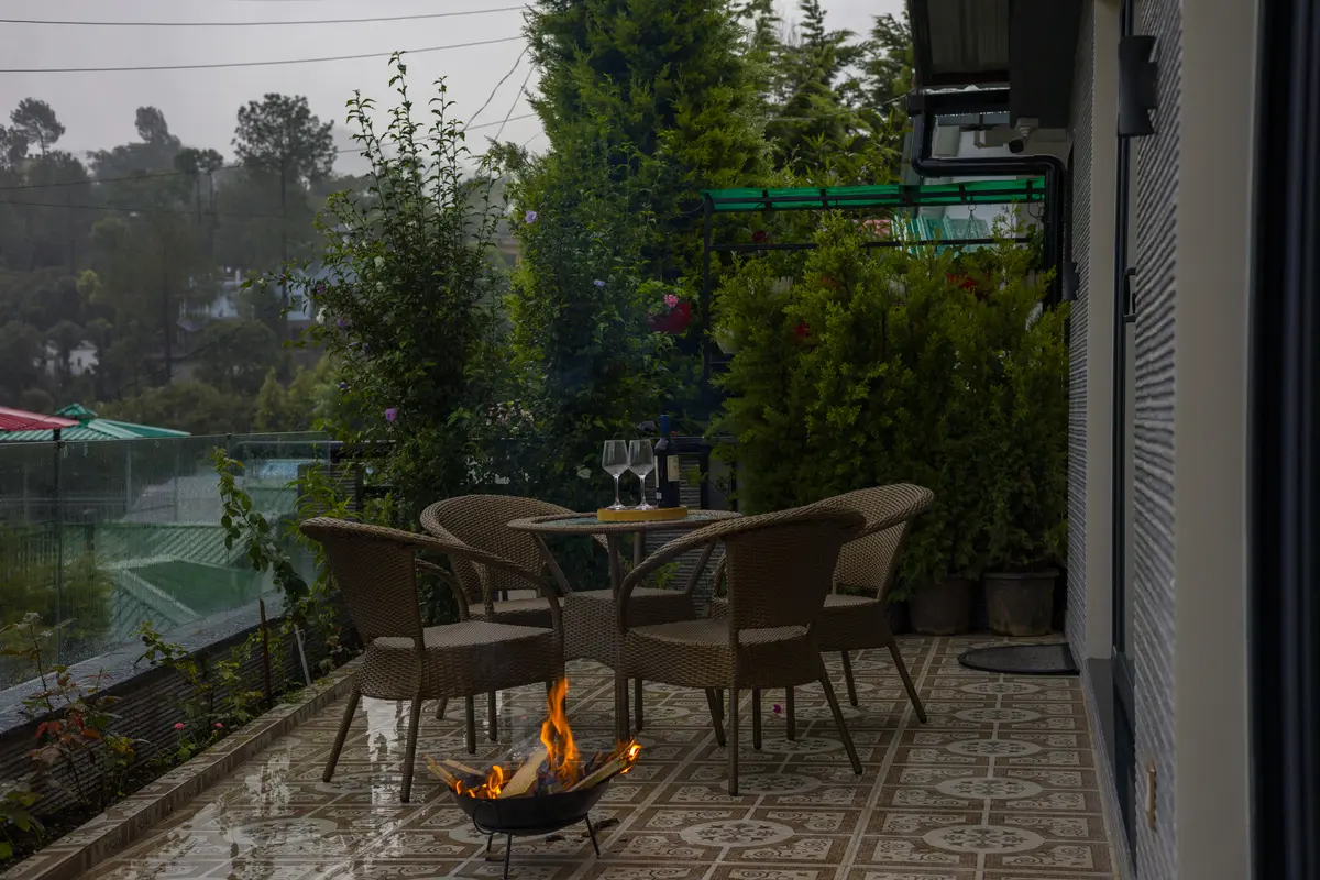 Enjoy the bonfire with a view