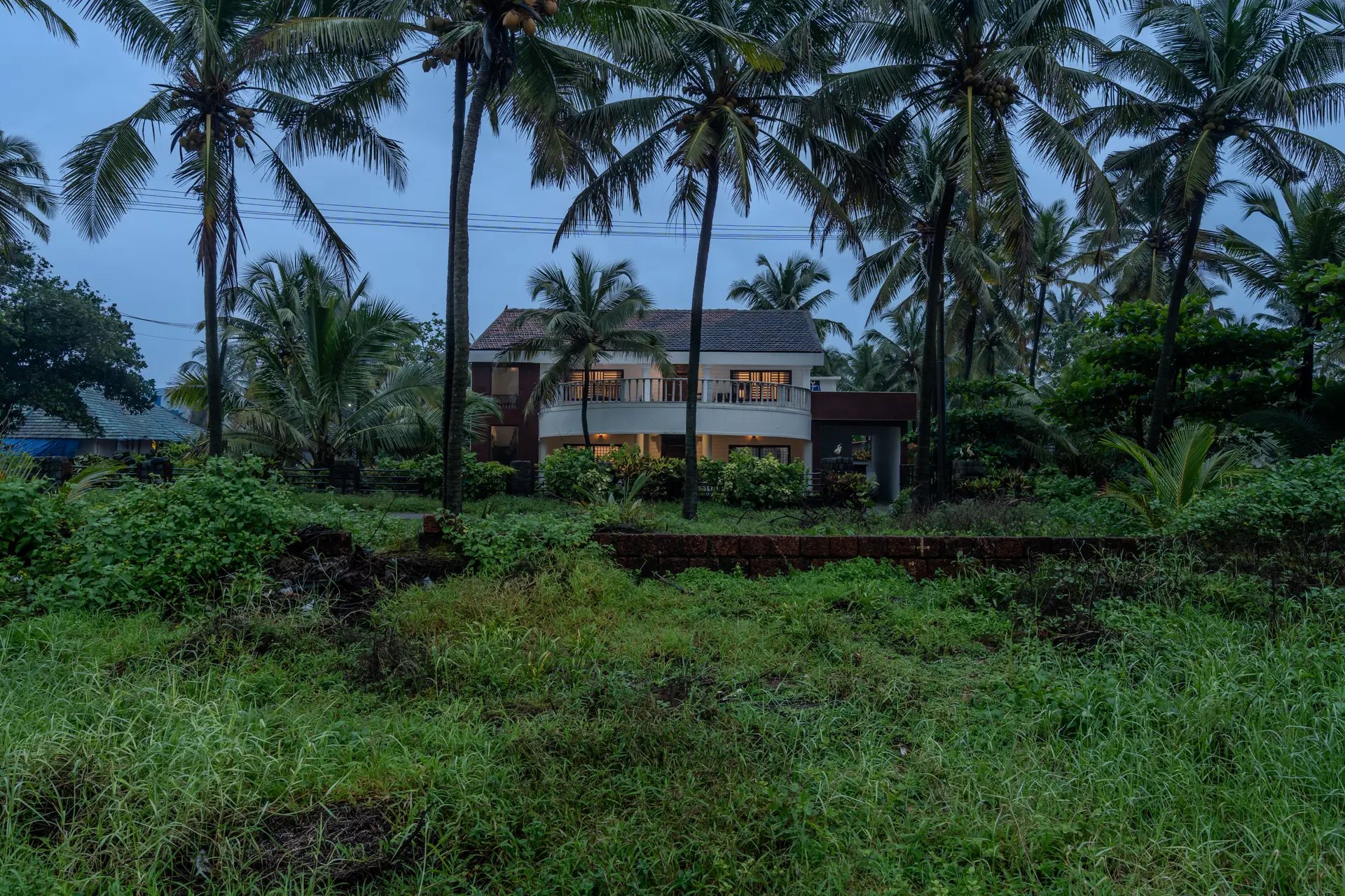 Image 33 of the property