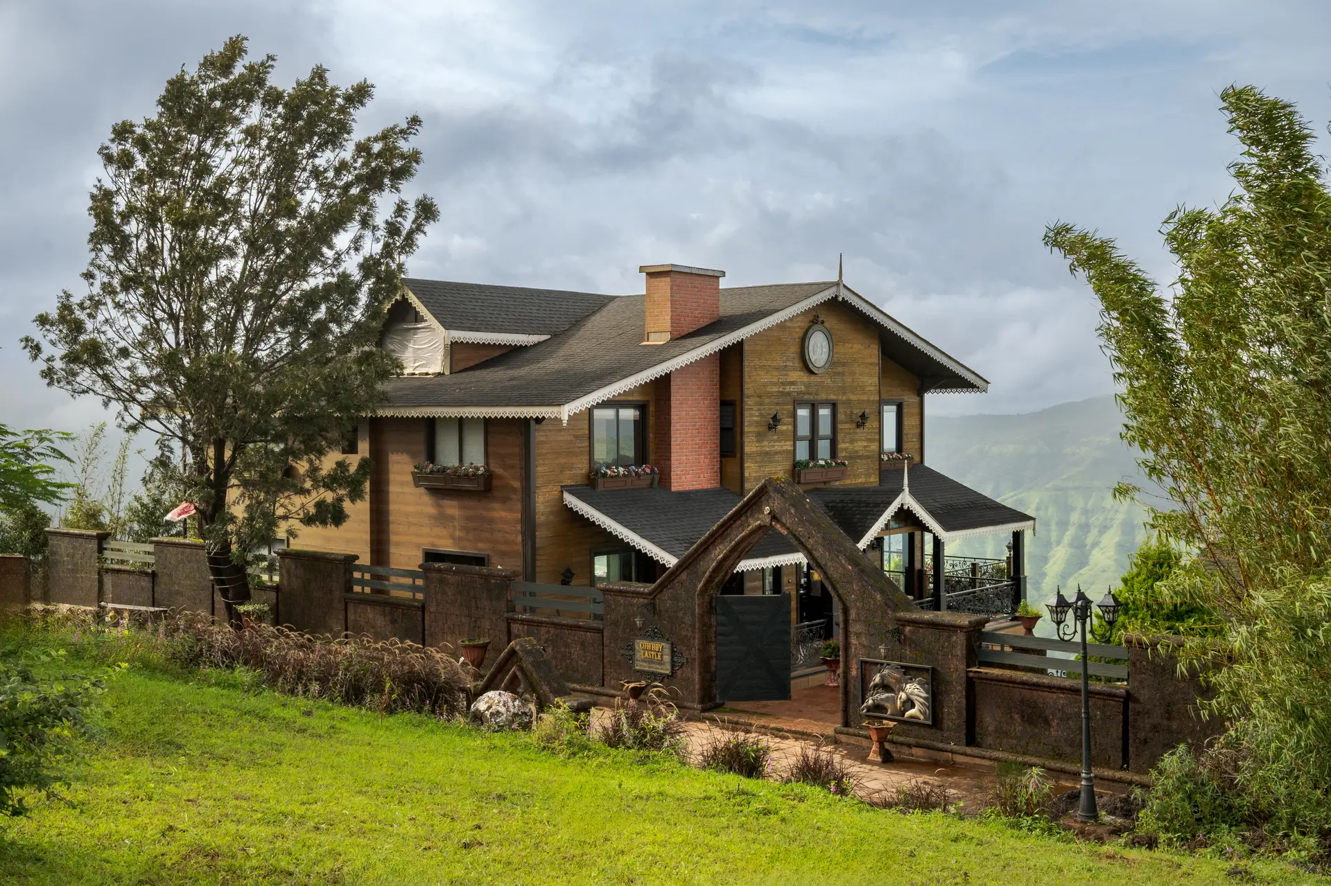 Image 36 of the property