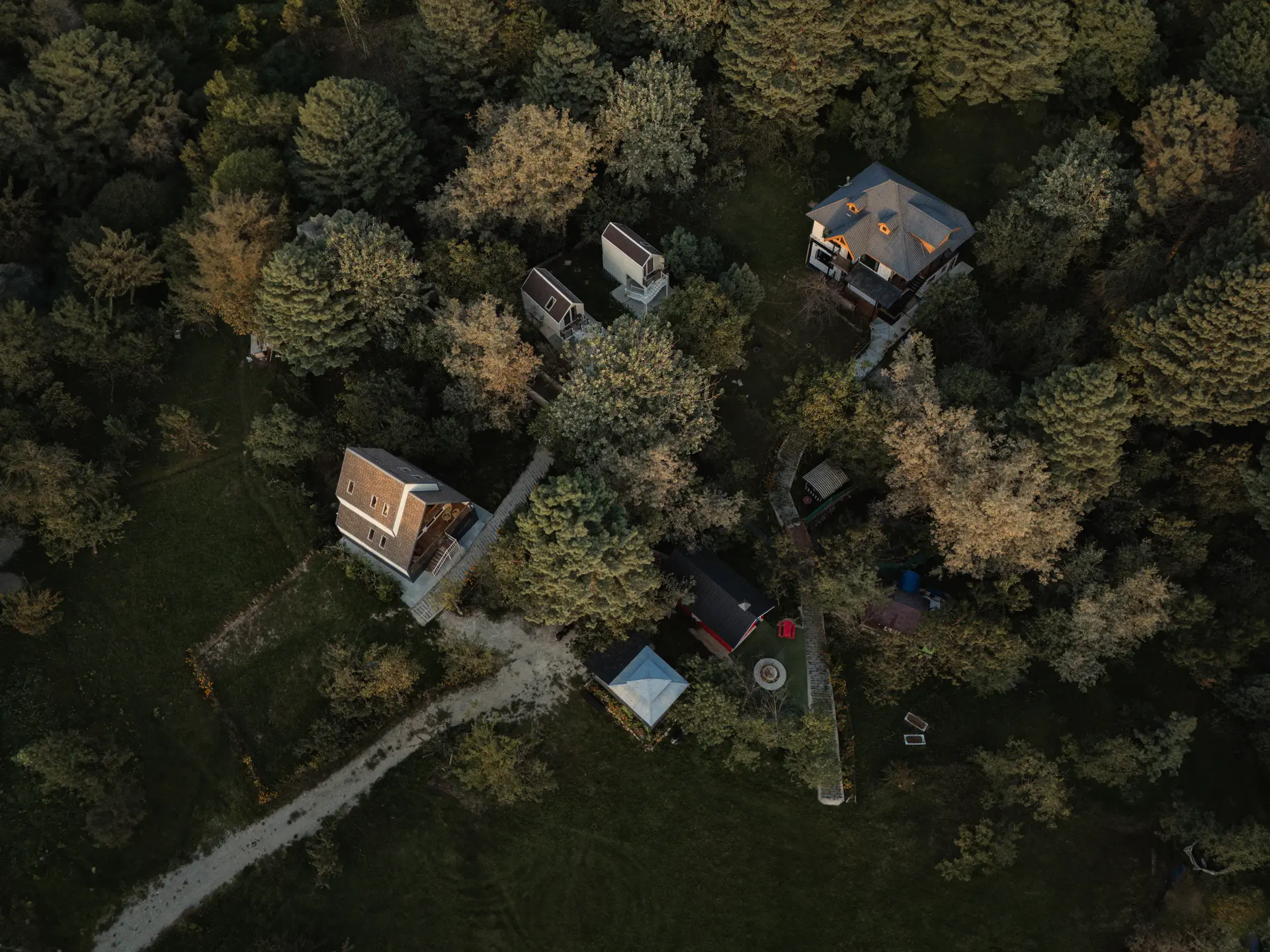 Image 25 of the property