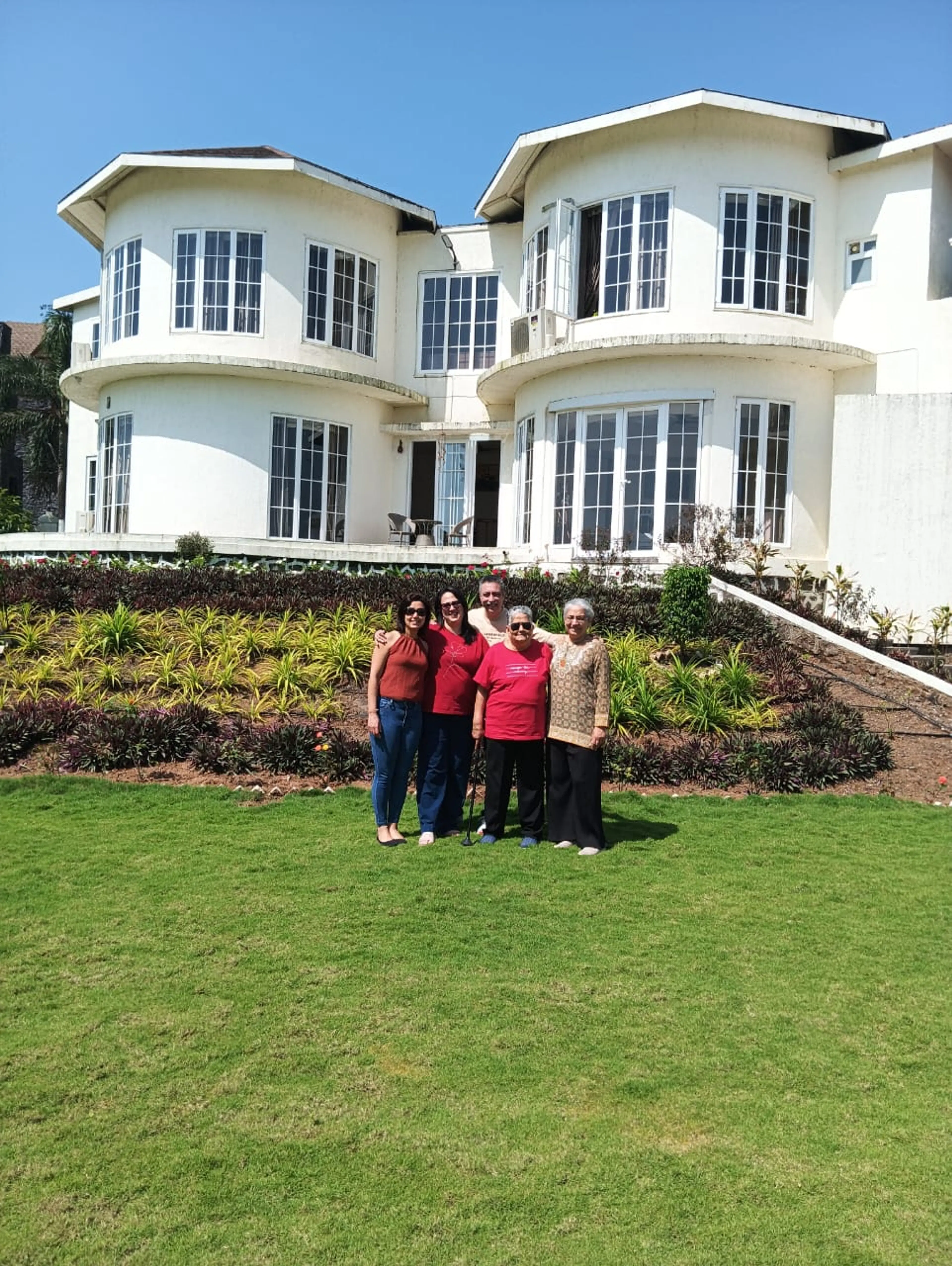 nazneen karbhari