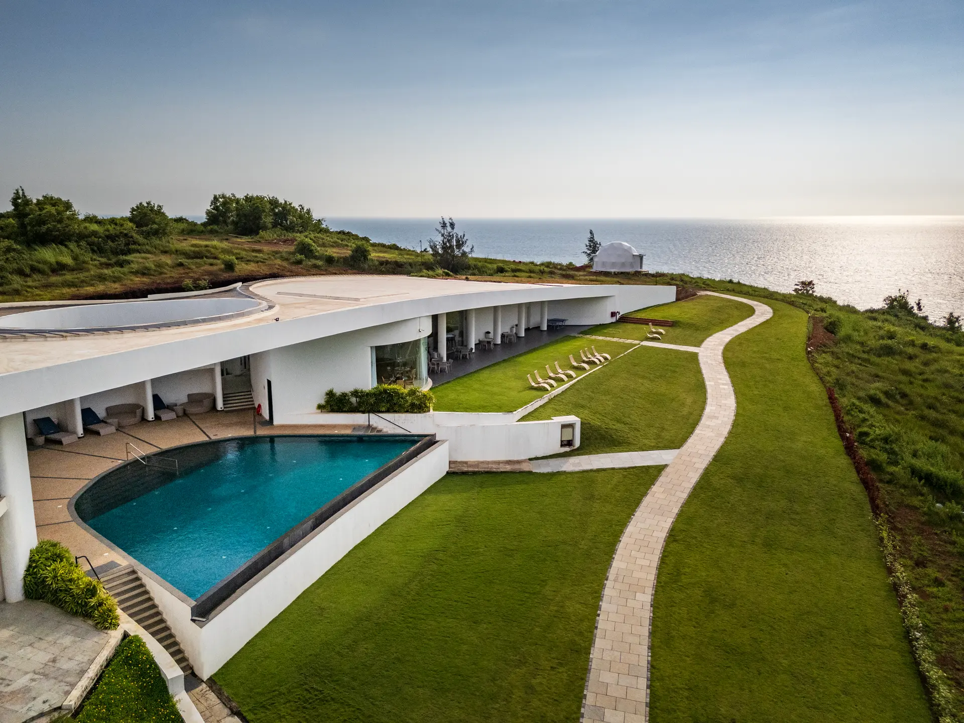 Araqila Resort & Spa (Premier Sea View Room)
