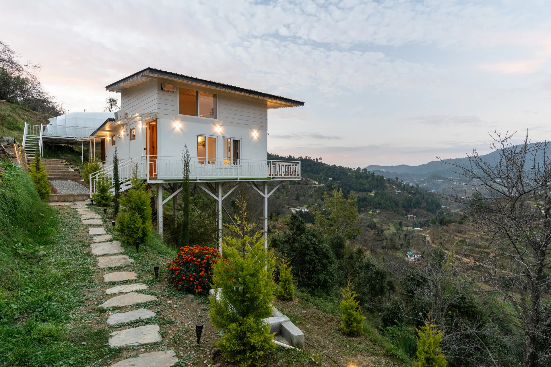 Prism Hill (Duplex Room)
