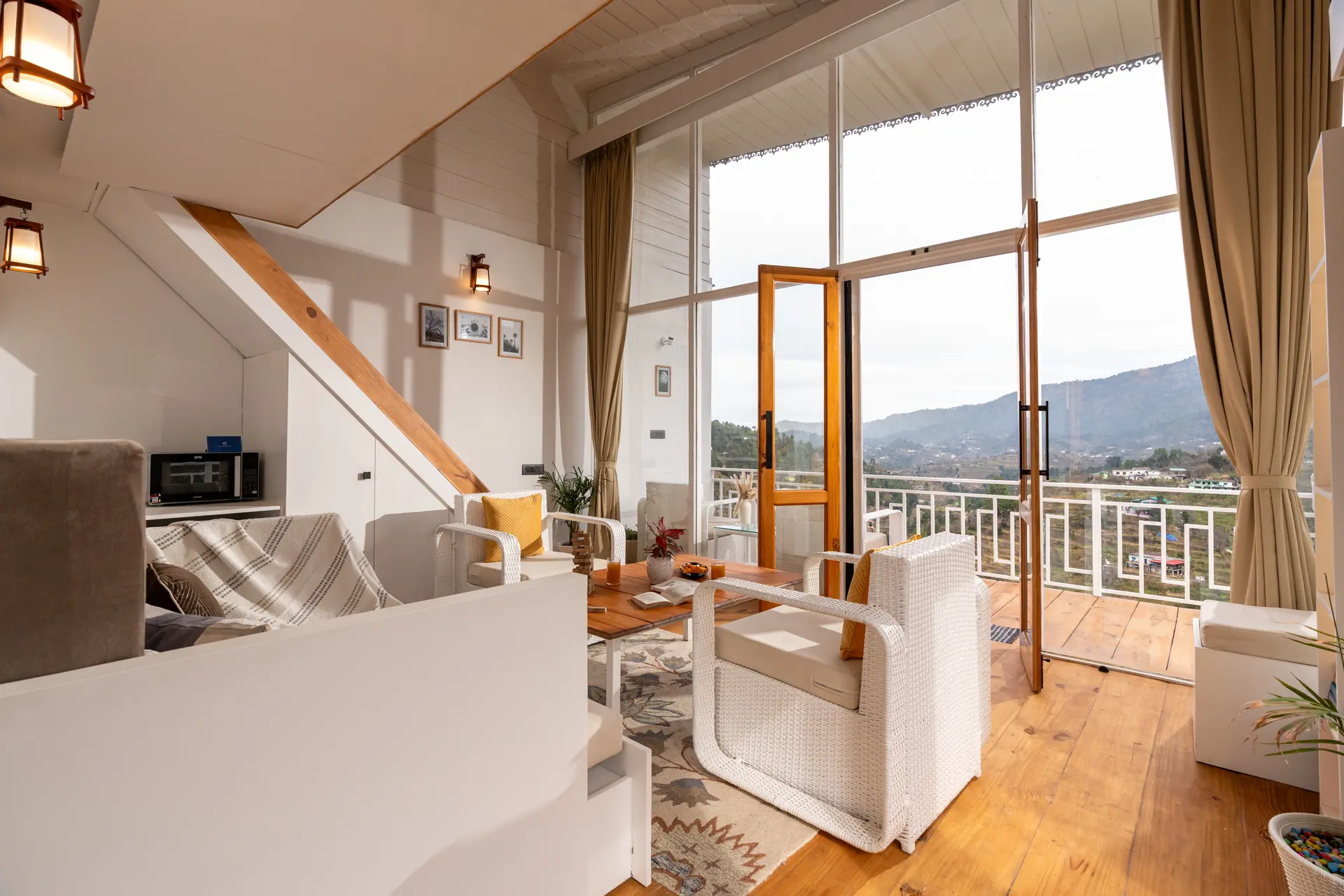Prism Hill (Duplex Room)