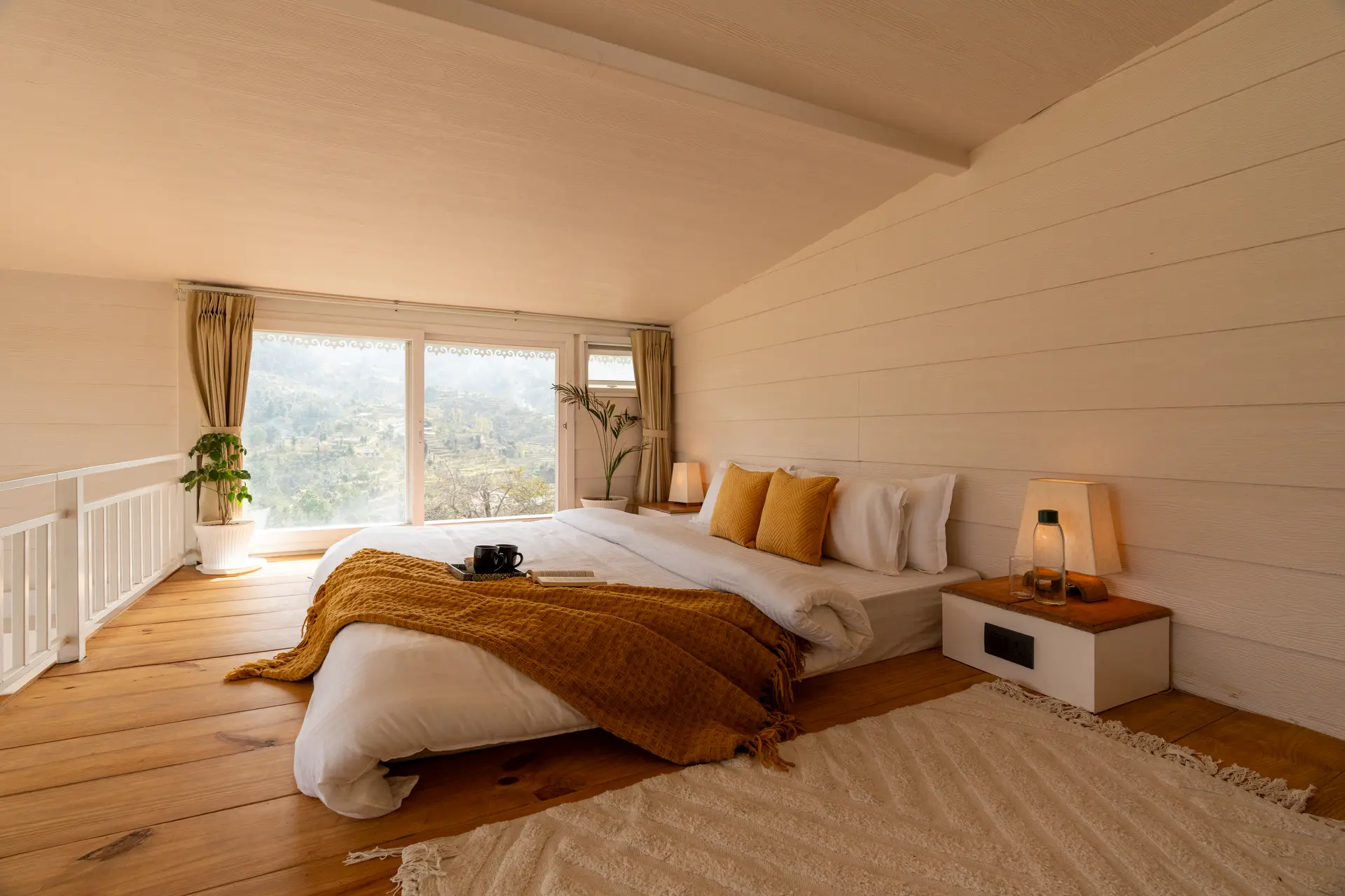 Prism Hill (Duplex Room)