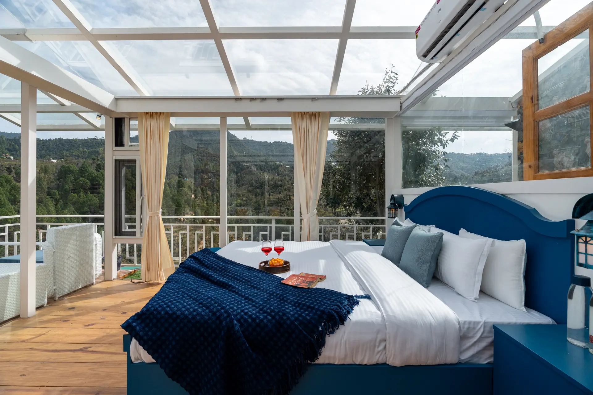 Prism Hill (Glass Suite)