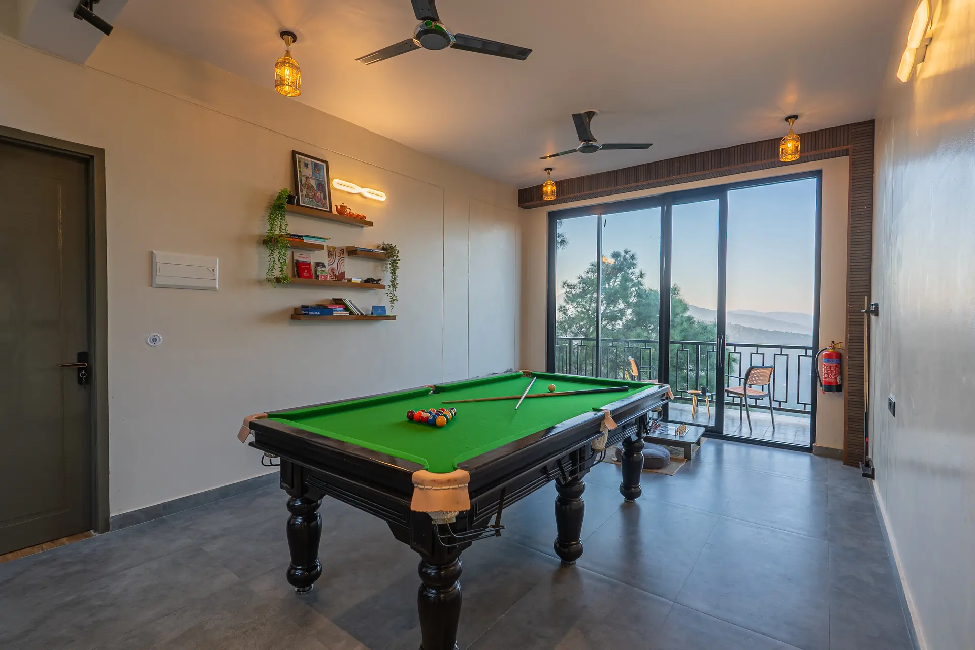 The Unwind Chalet: Bloom Suite