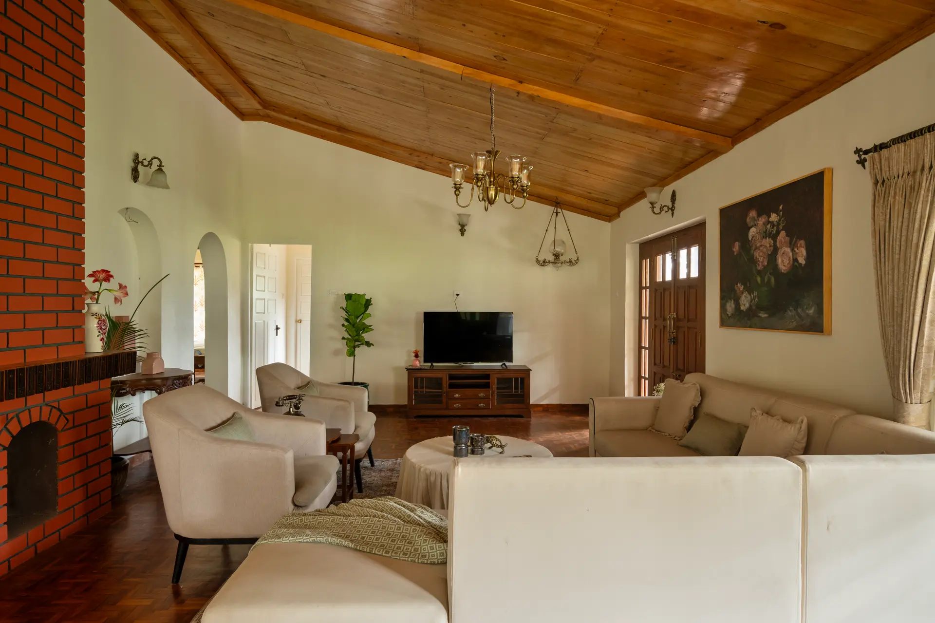 Image 12 of the property