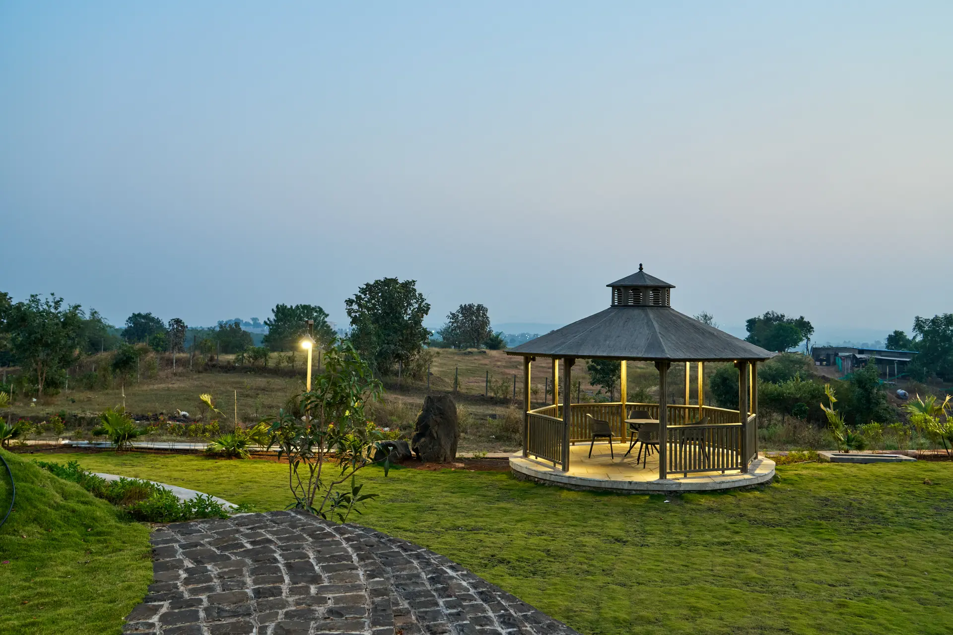 Image 11 of the property