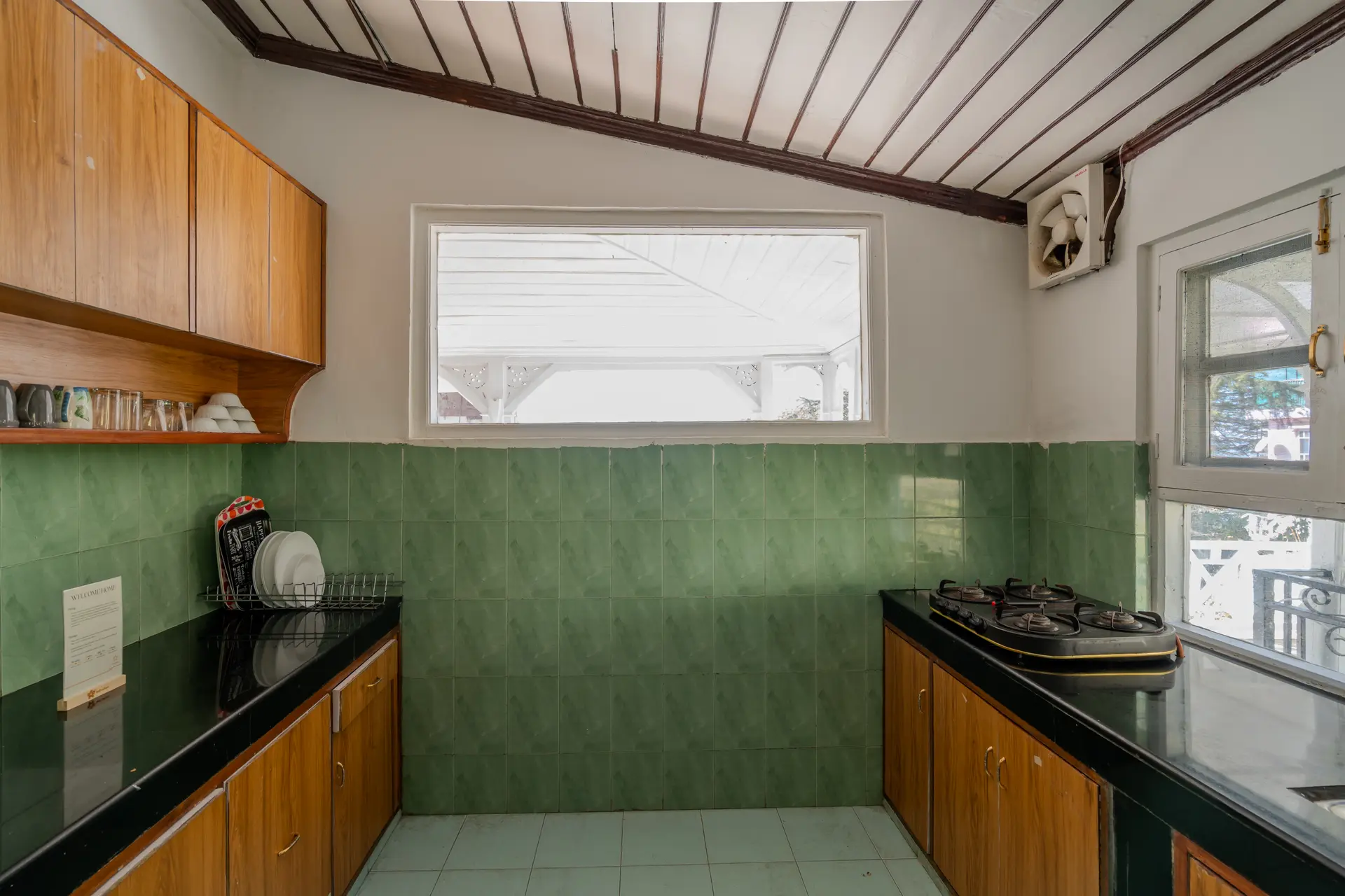 Image 11 of the property