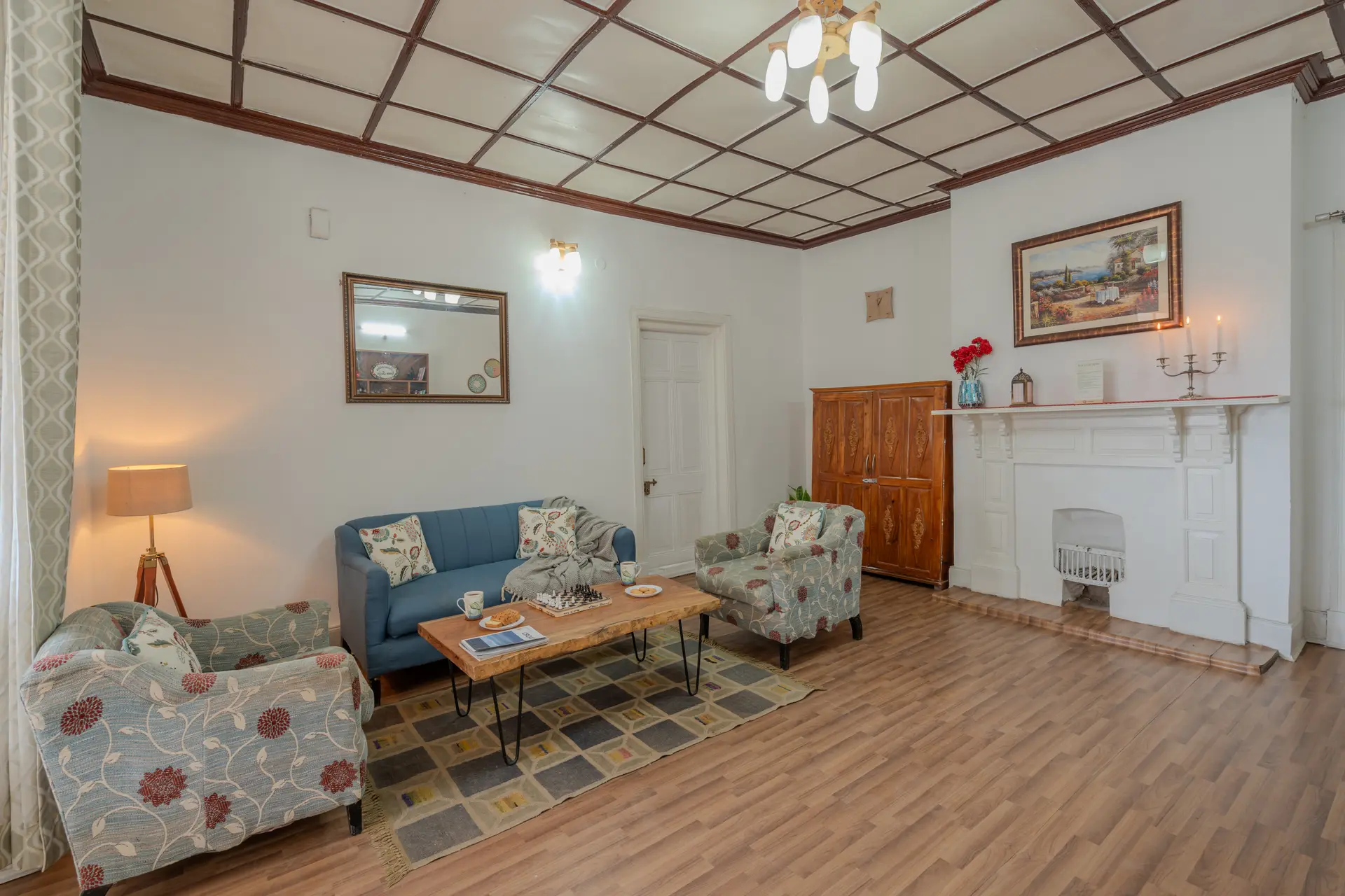 Image 15 of the property