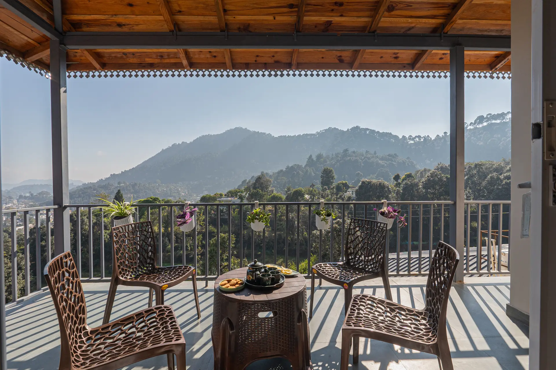 The Kumaoni Abode