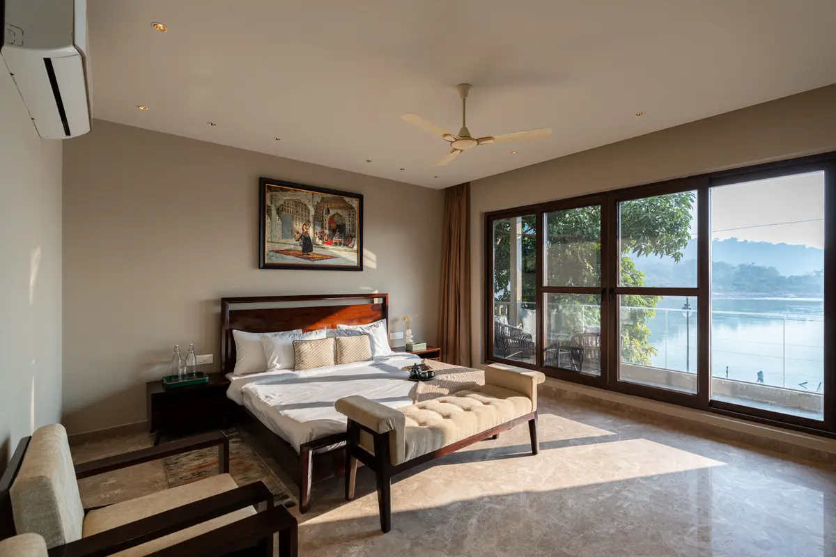 Bedroom overlooking Ganga