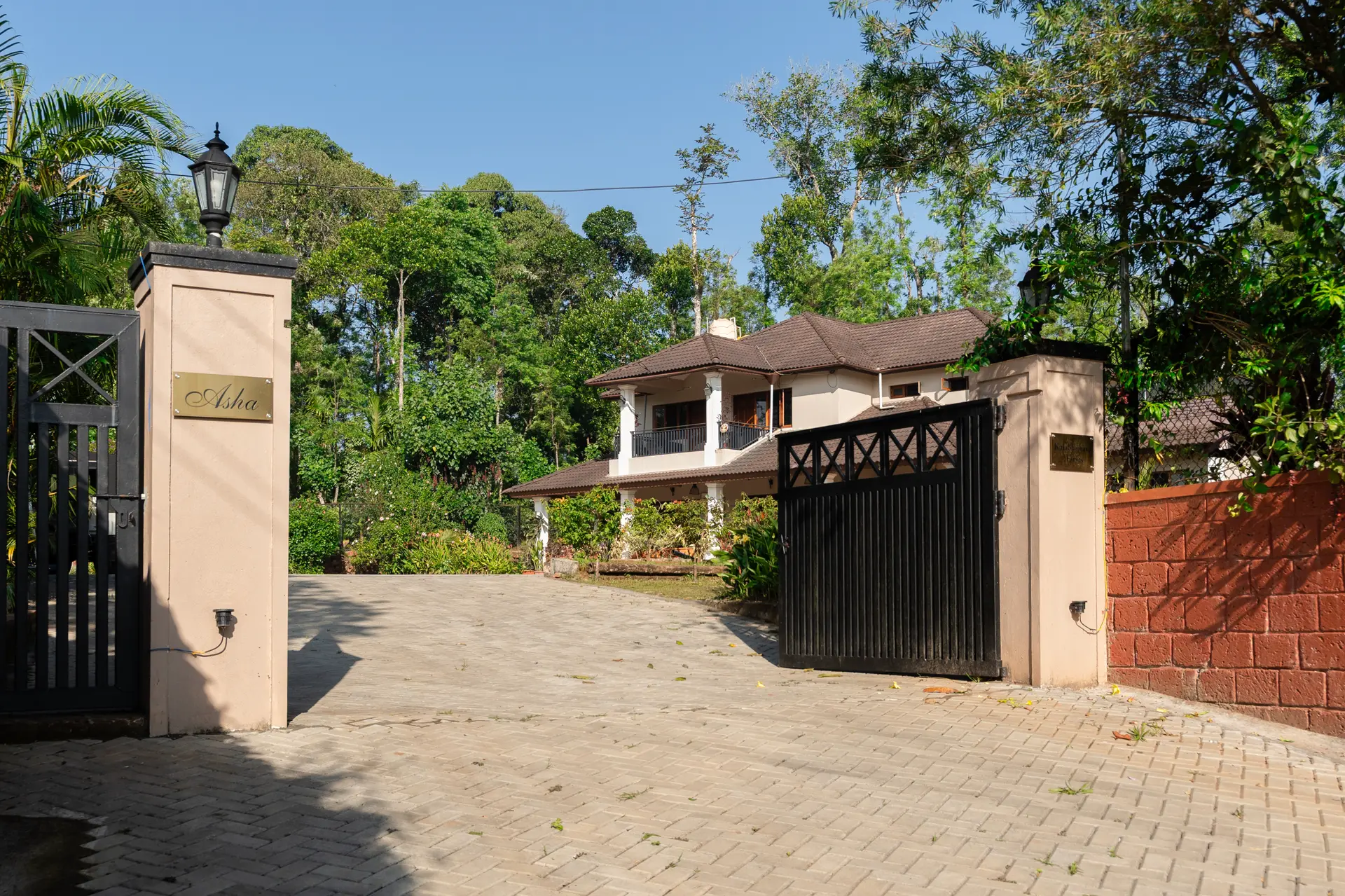Image 36 of the property