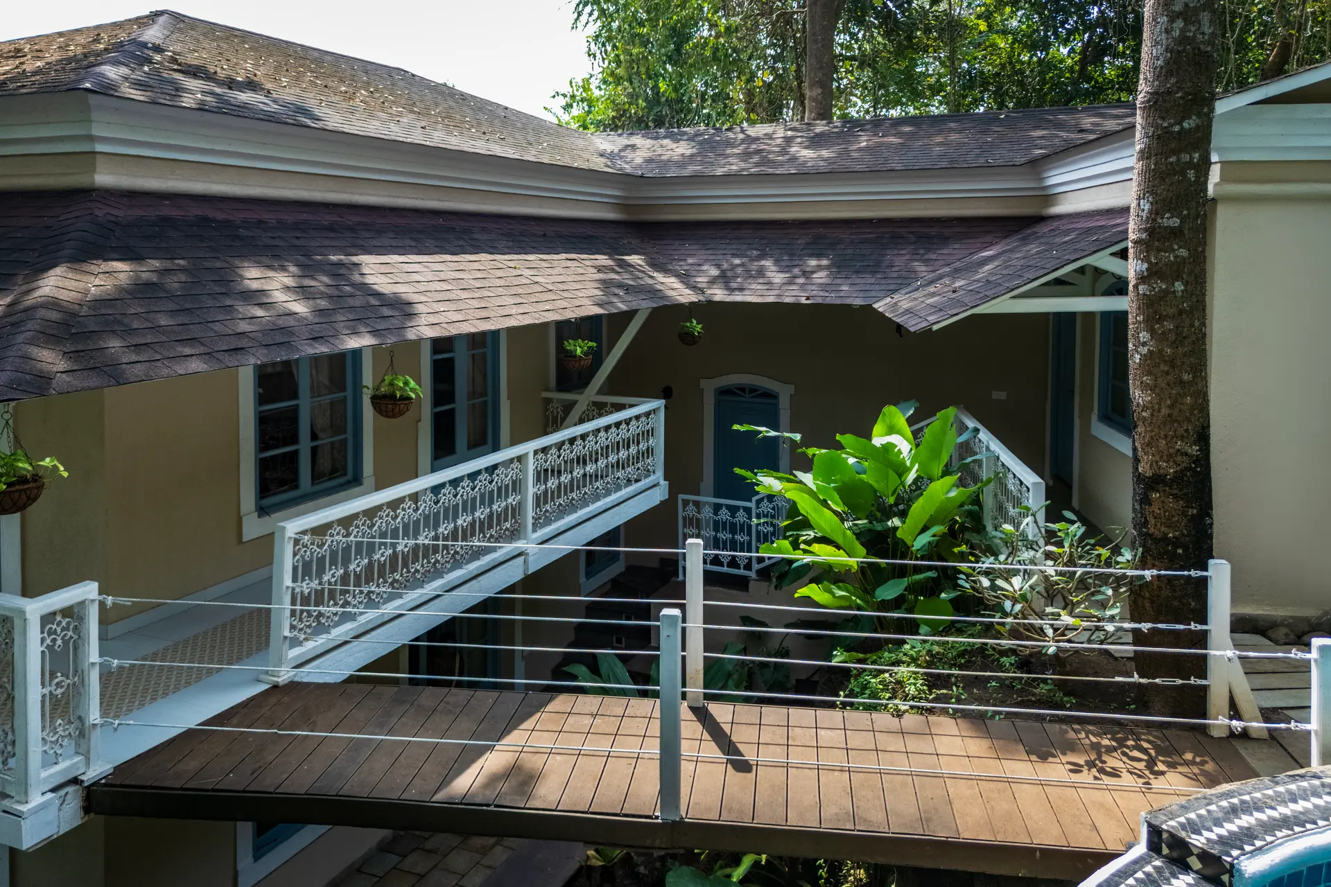Image 15 of the property
