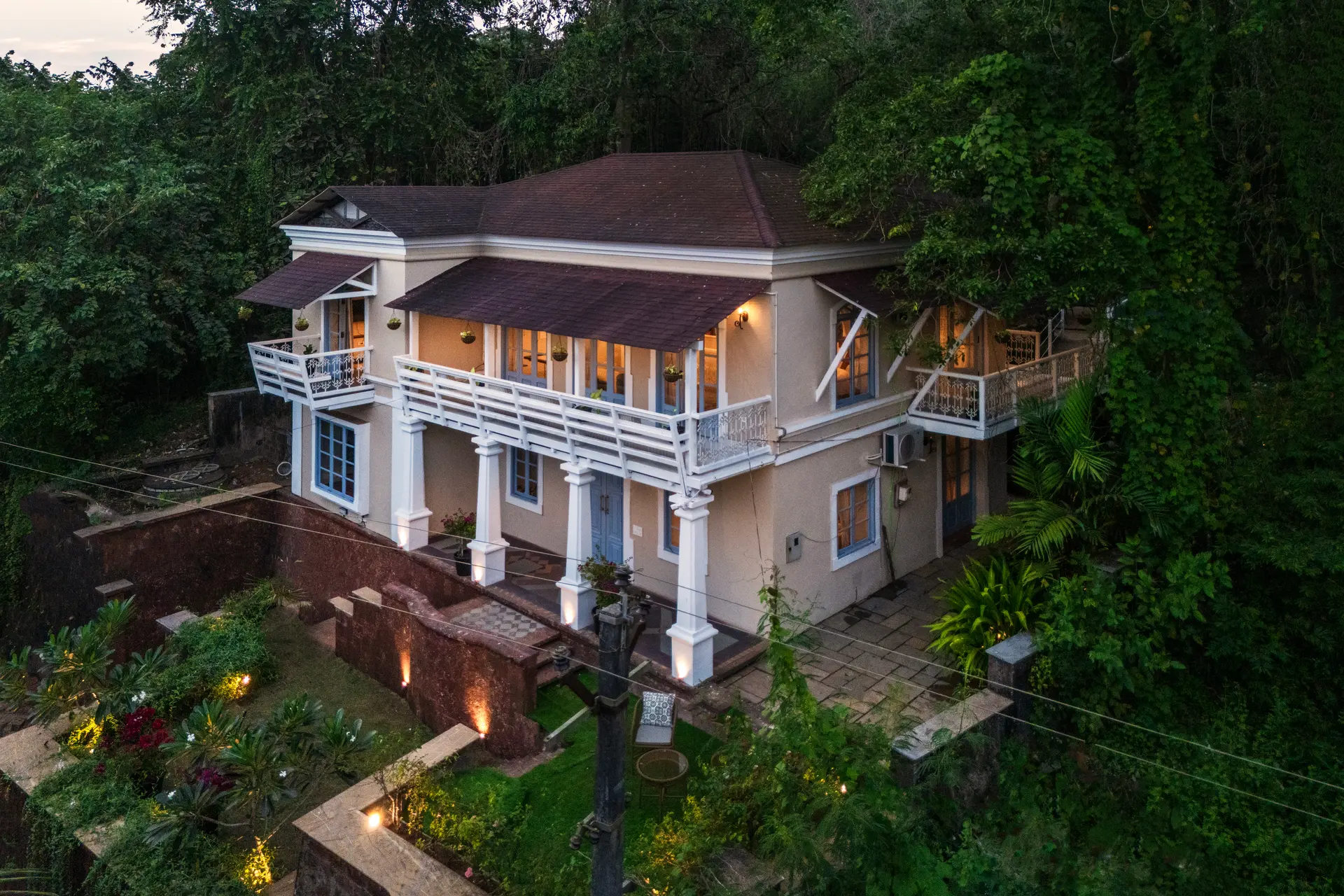 Image 5 of the property