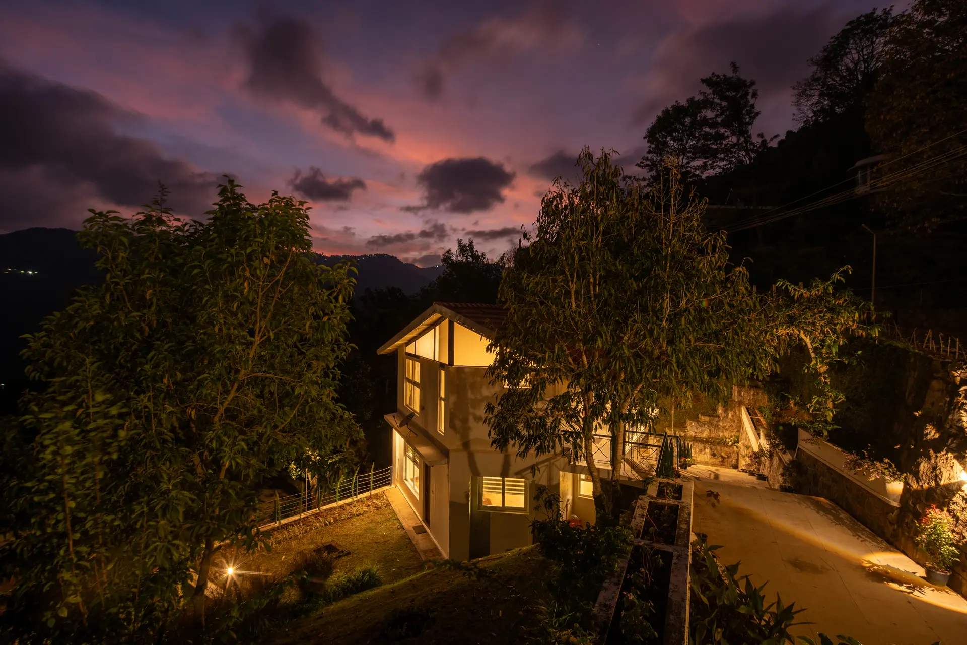 Image 12 of the property