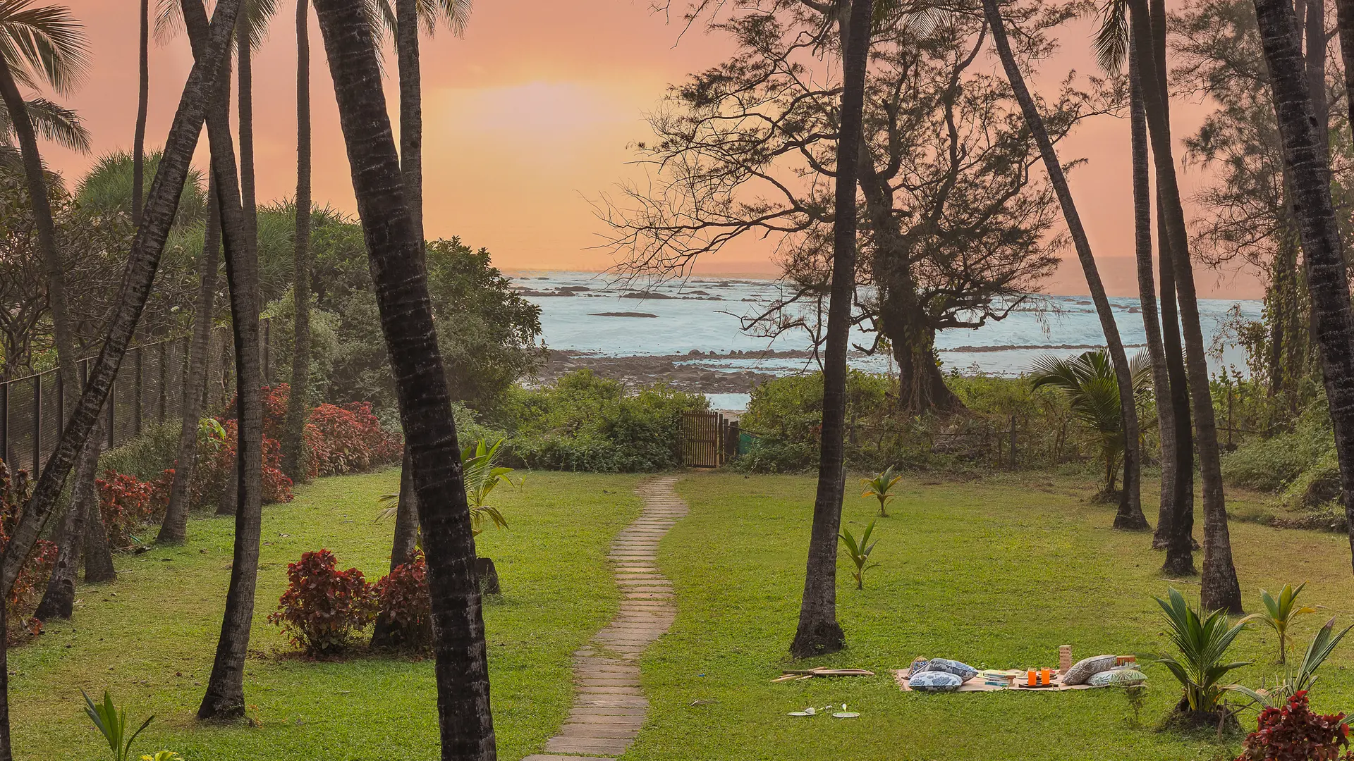 Thalassea - Thal, Alibaug