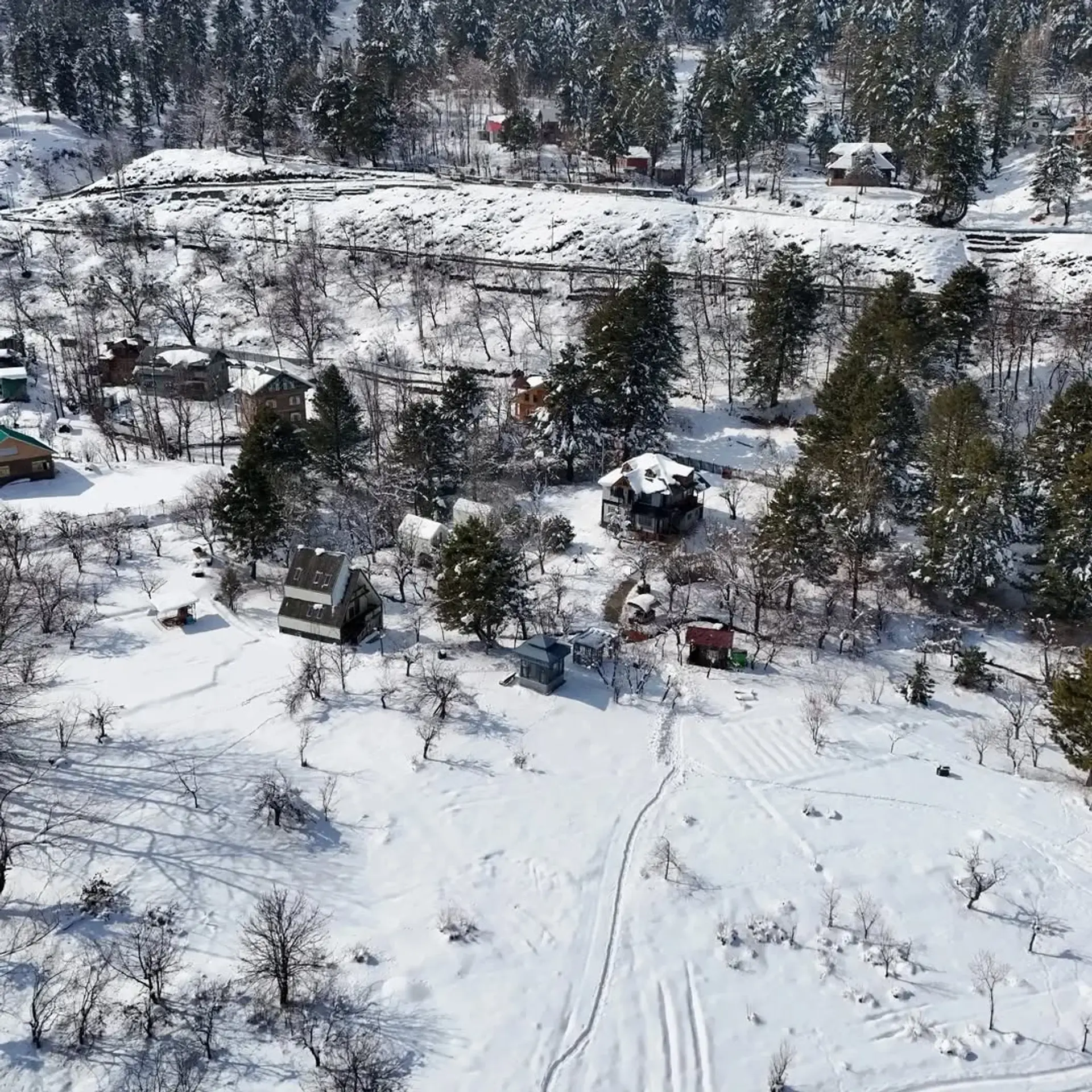 Image 6 of the property