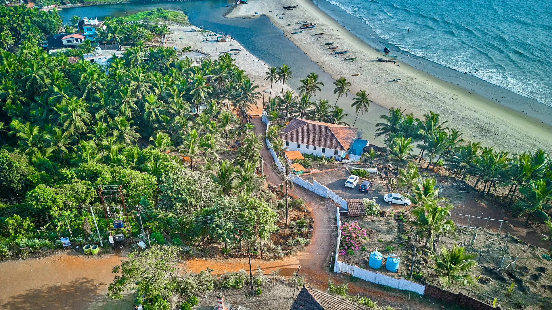 Image 15 of the property