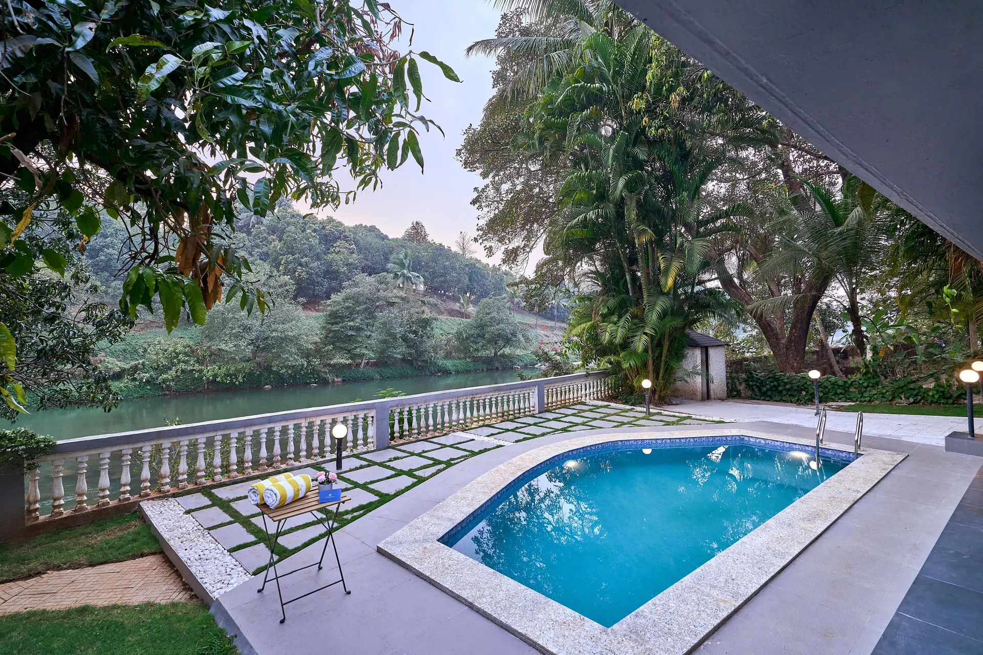 Image 5 of the property