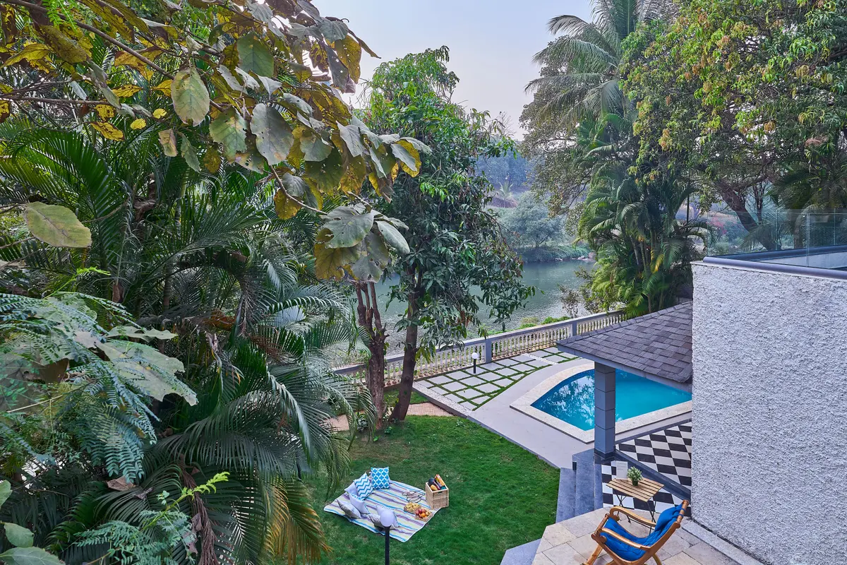 Enjoy a calming picnic in the lawn with your family.